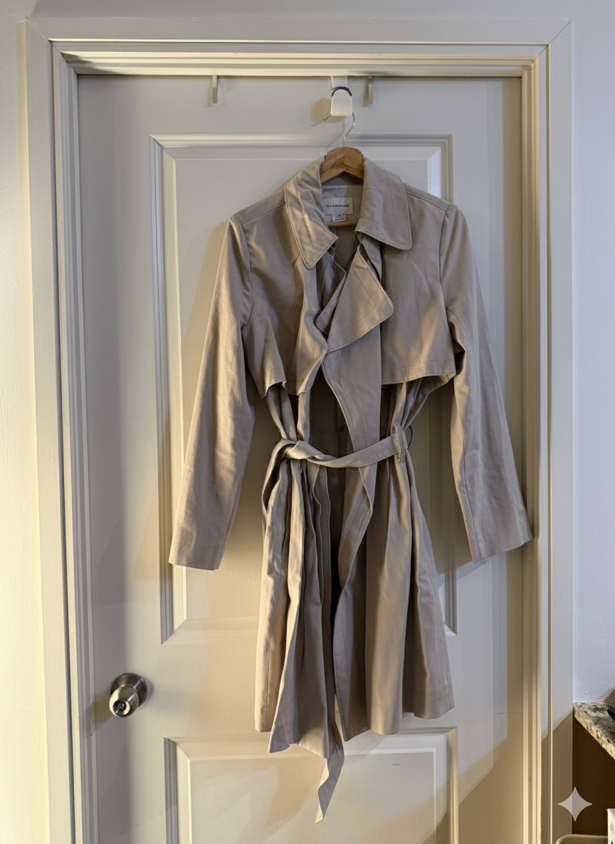 Club Monaco Beige Trench Coat - Size L