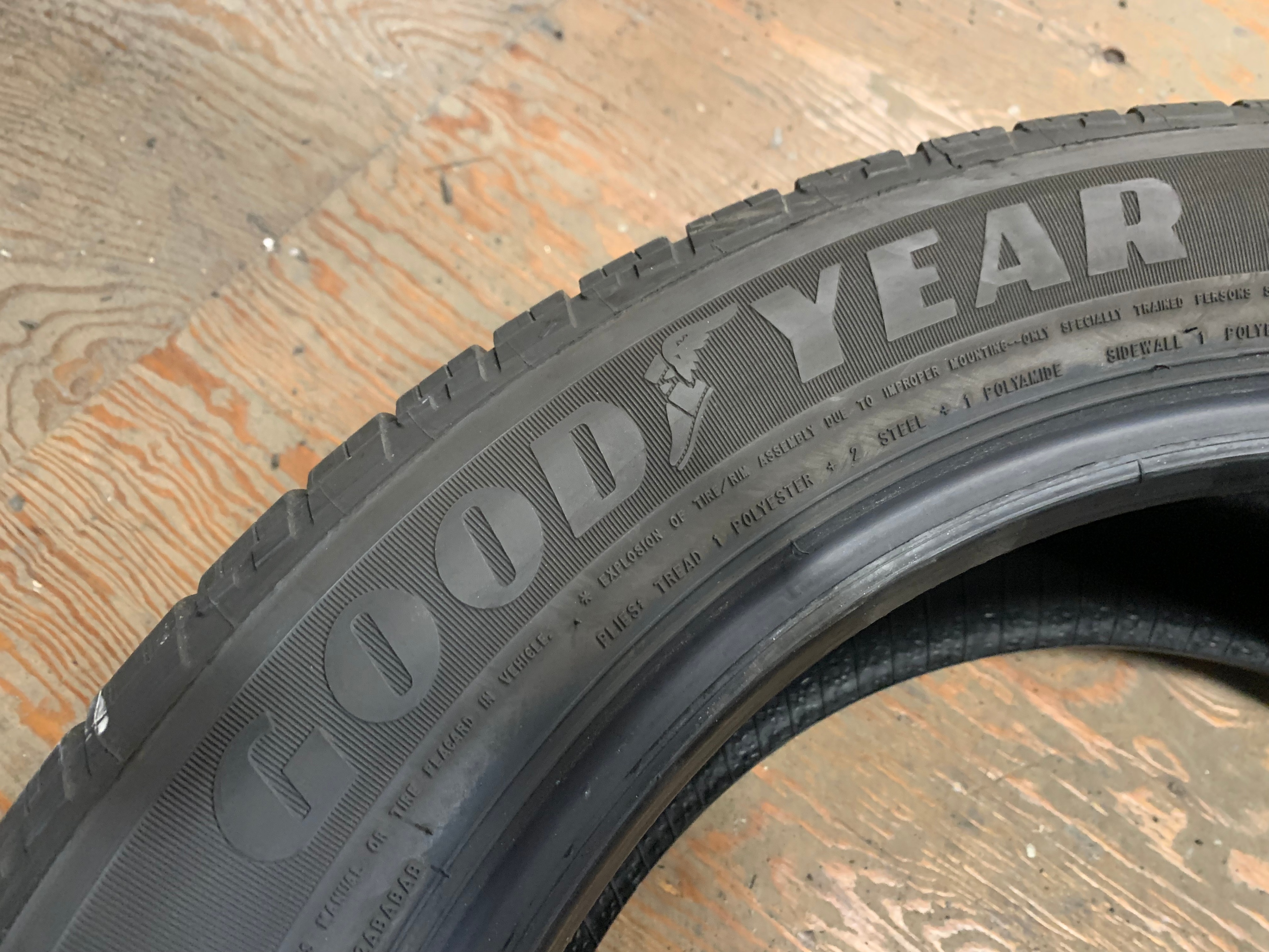 1 X single 215/55/18 95H M+S Goodyear Assurance Finesse with 90% - photo 5