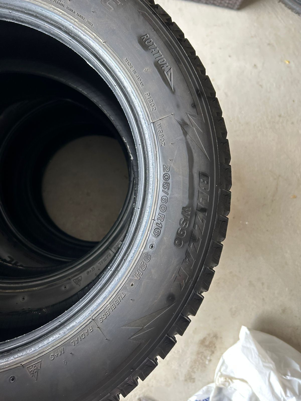 Bridgestone Blizzak WS90 Winter Tires – 205/60R16 - photo 5