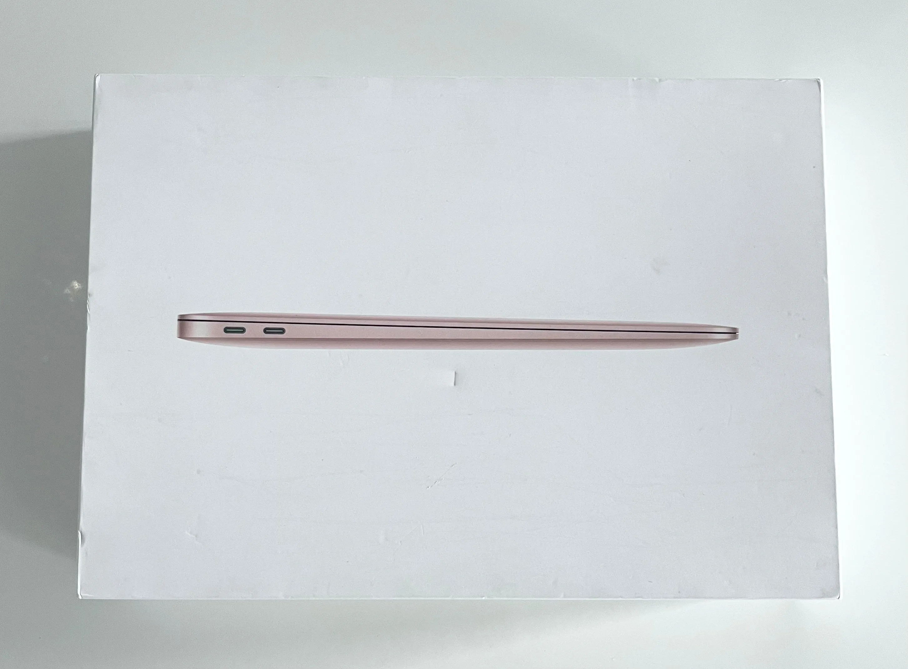 MINT 2020 MACBOOK AIR RETINA 13 / 1.6GHz i5 / 8GB RAM / 128GB image indicator(5)