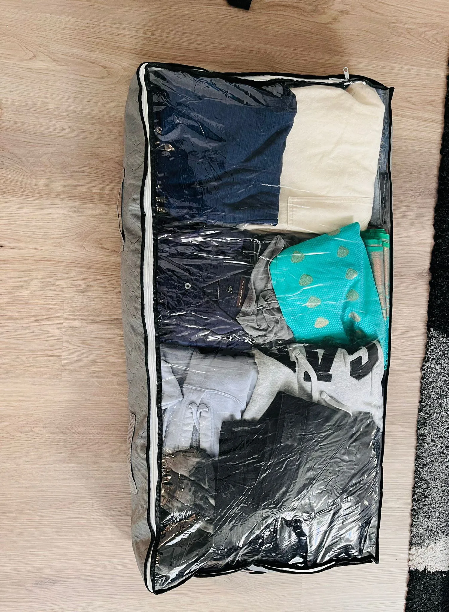 Set of 5 Storage Organizers - Great Condition - Space Saver.