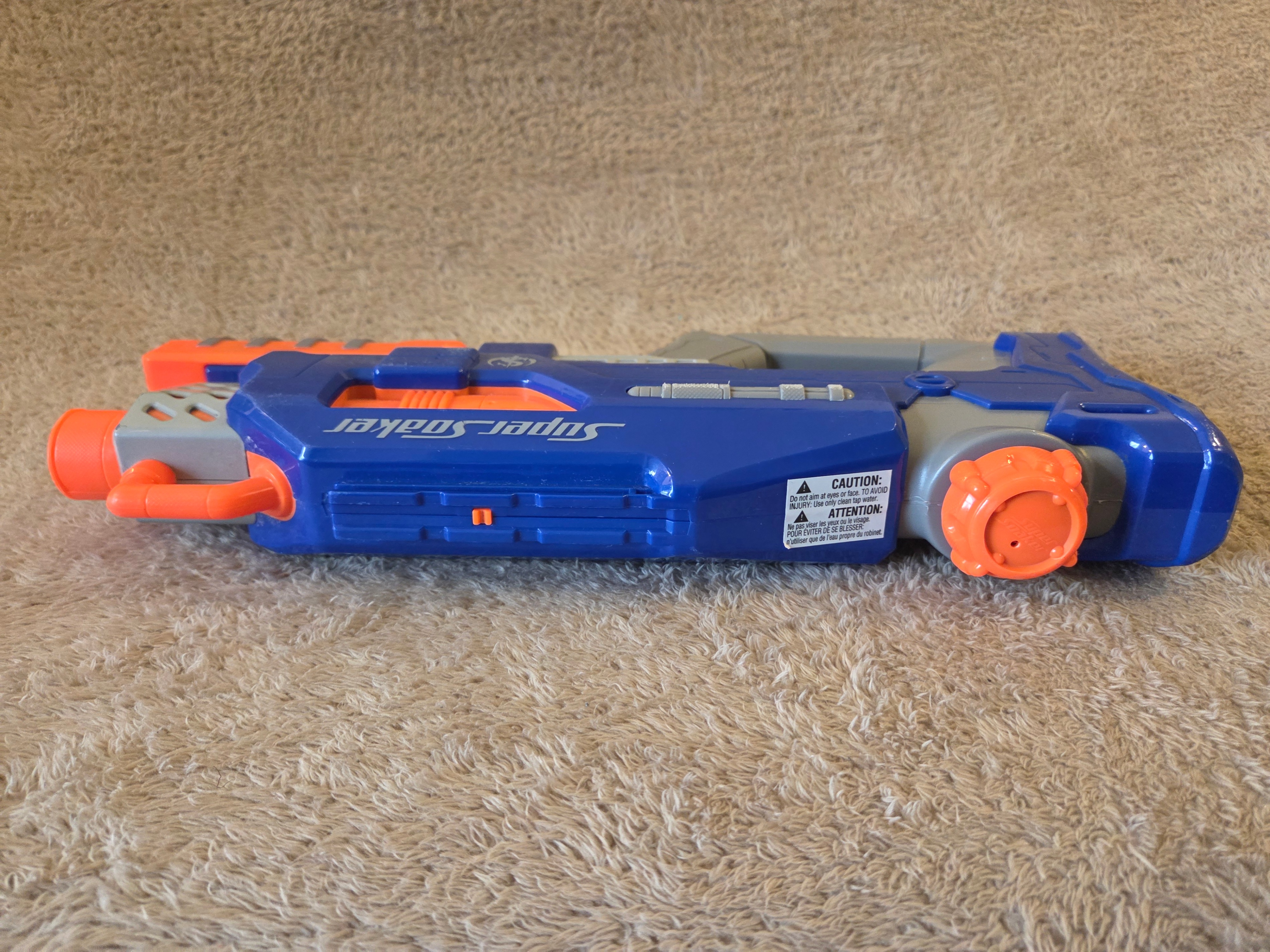 Nerf Super Soaker Rattler – Pump-Action Water Blaster - photo 3
