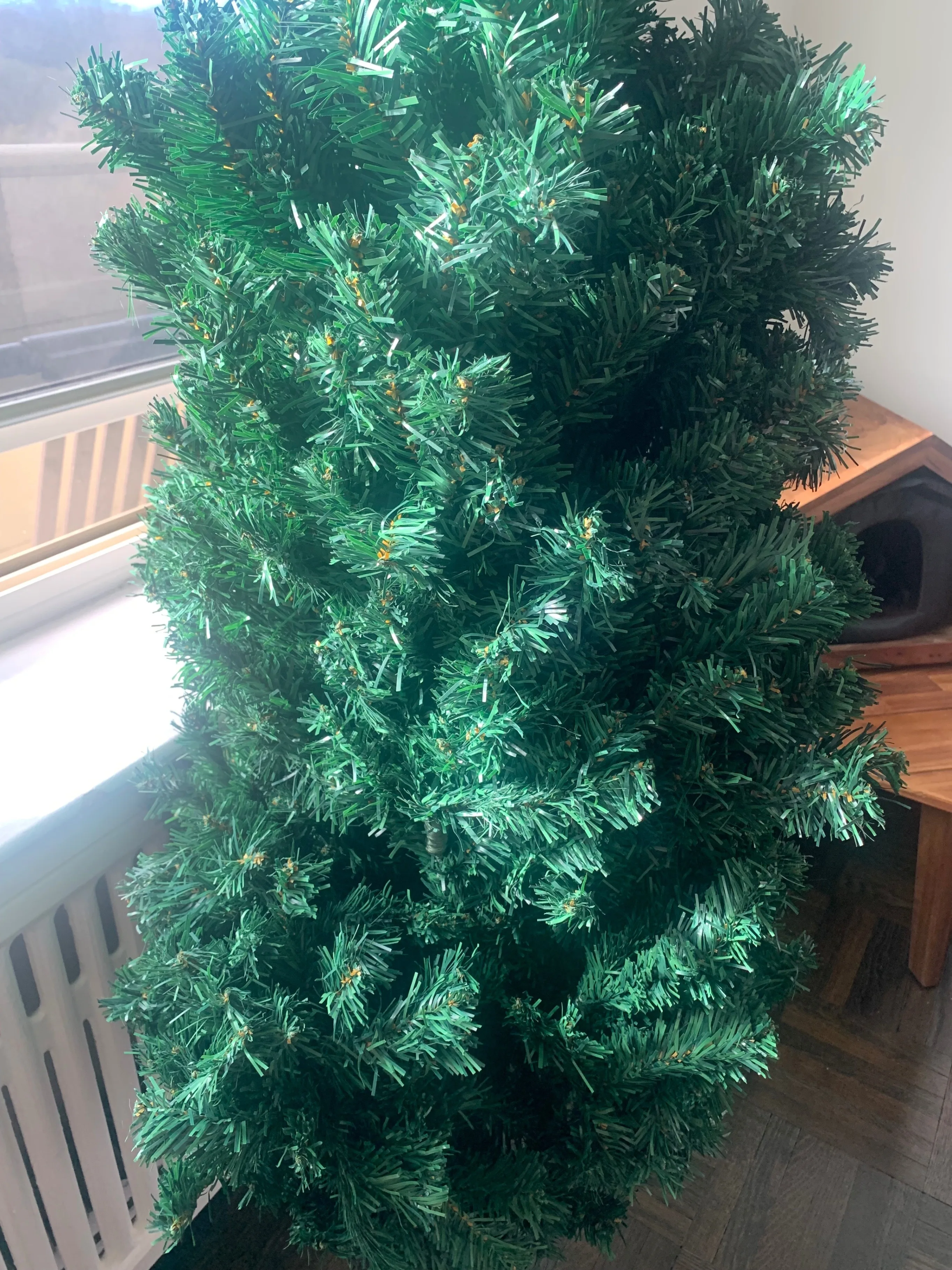 New 5.5' Artificial Christmas Tree image indicator(3)