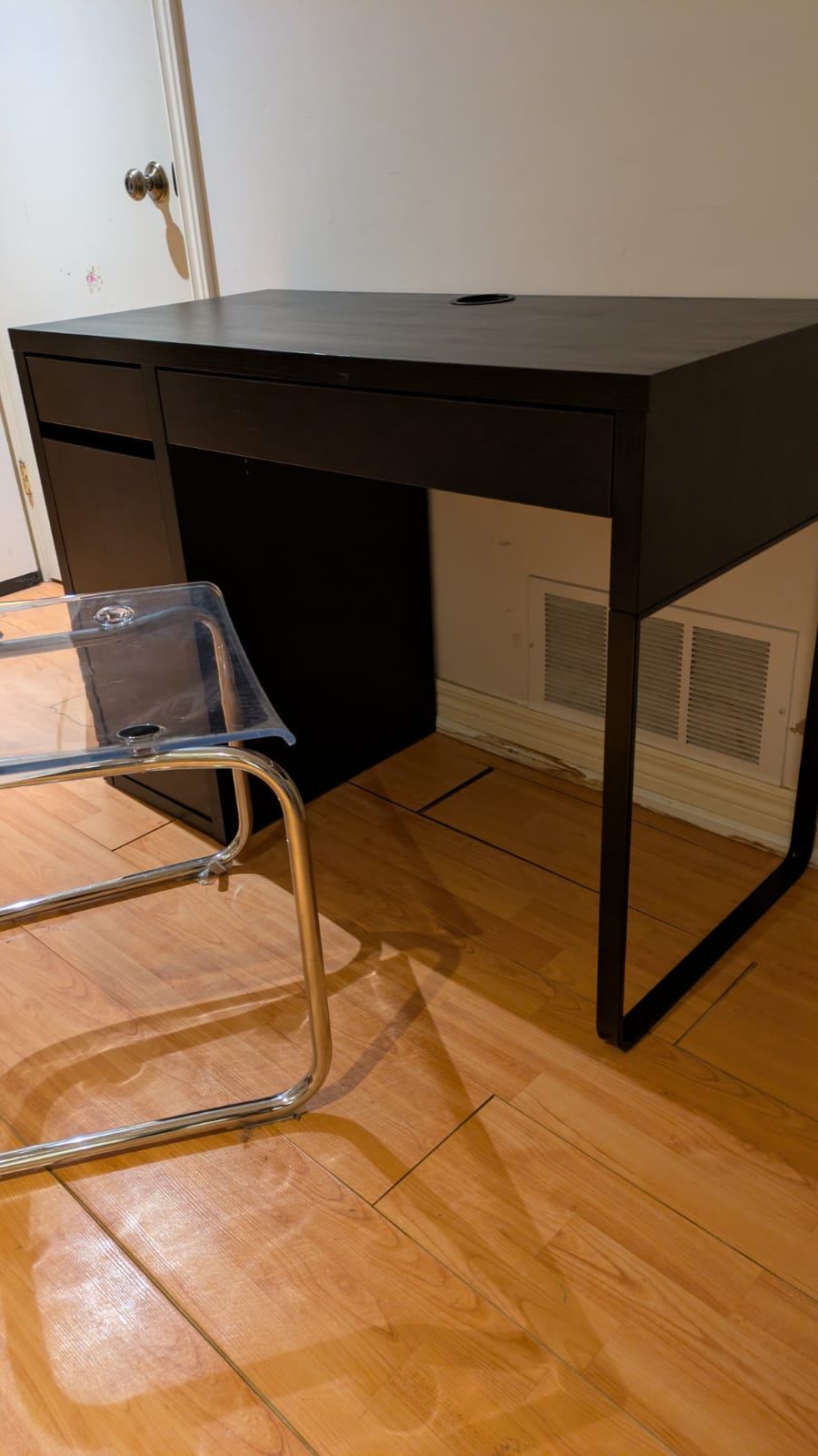 IKEA Micke Desk - black-brown - photo 4