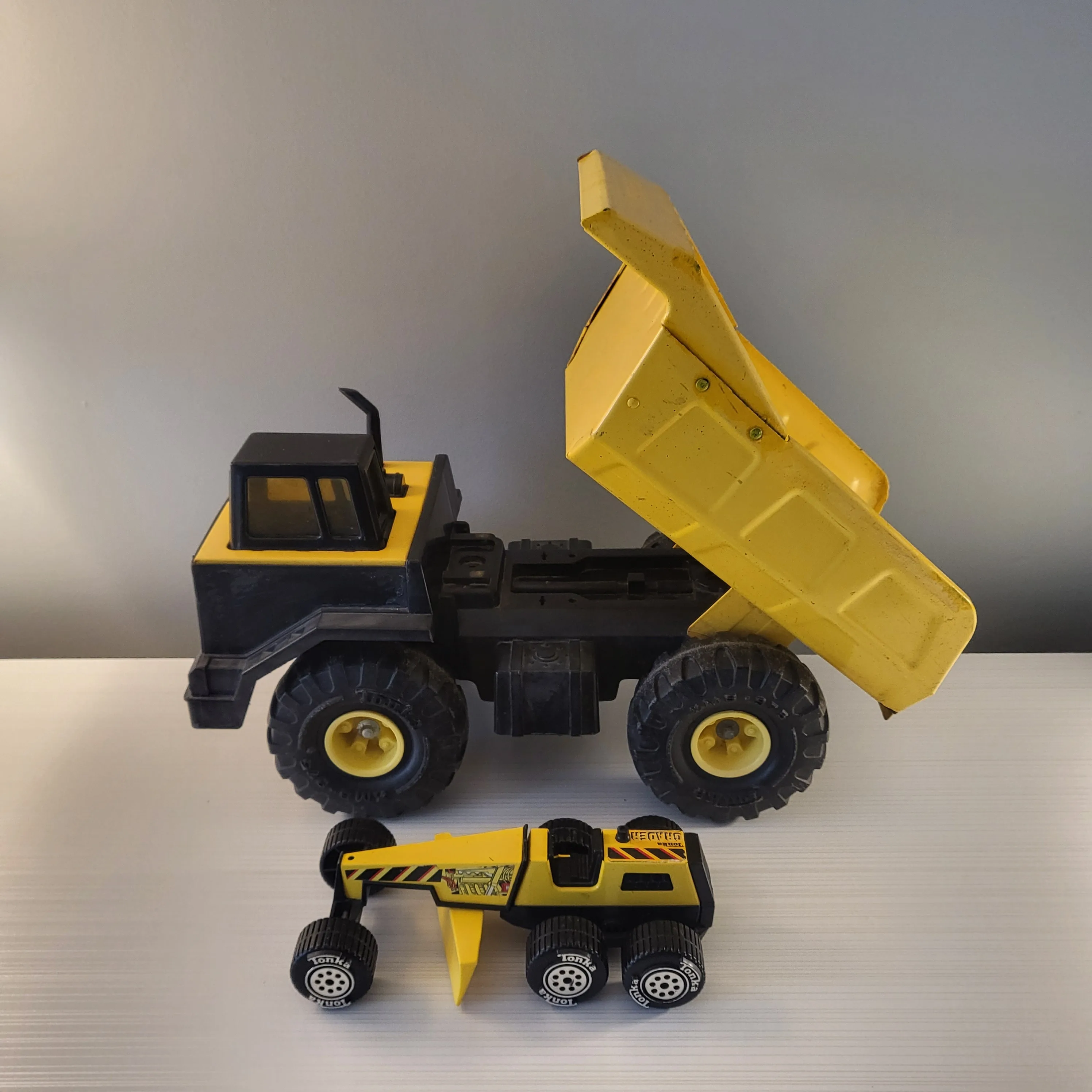 Great! Vintage 1999 Yellow Tonka Truck & Grader - Quick Pickup!🚀