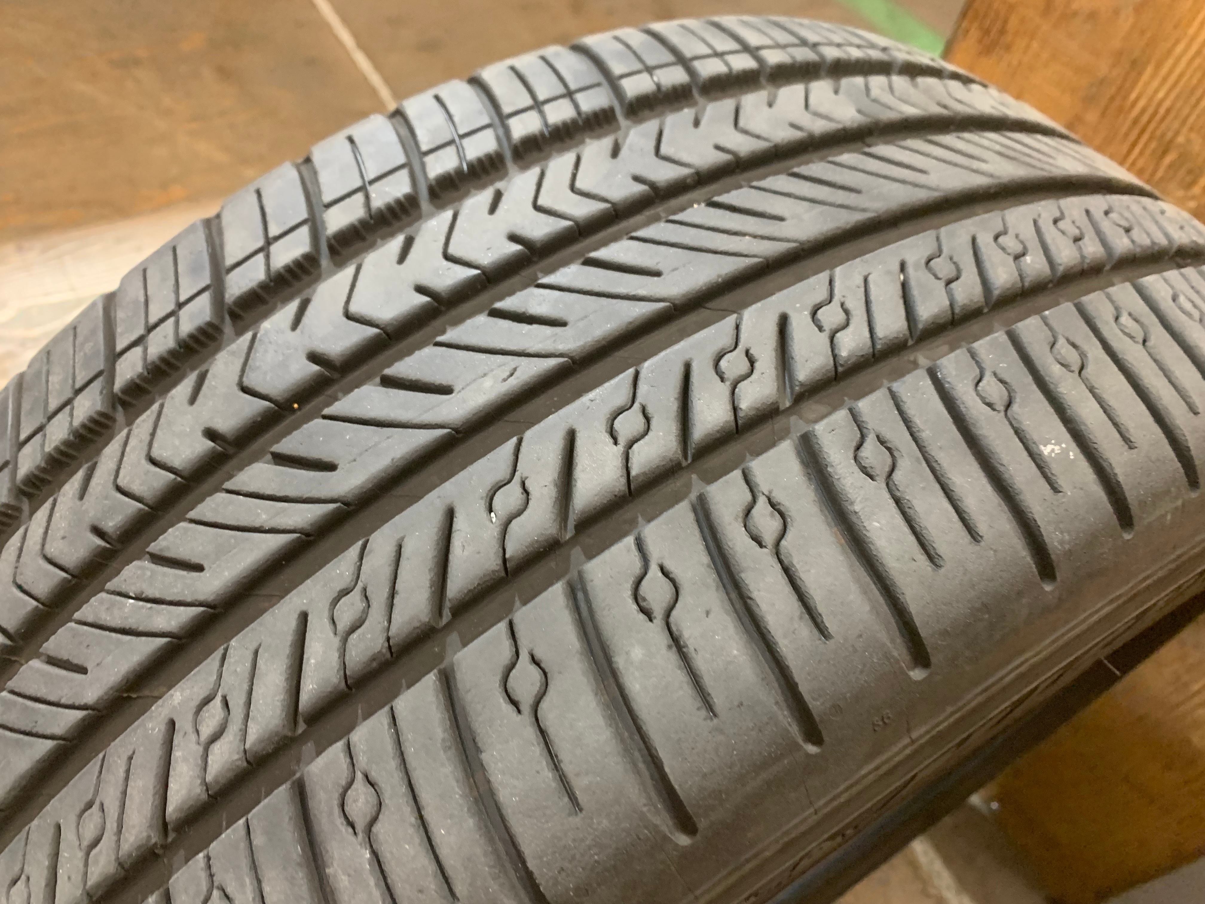 1 X single 235/45/18 M+S Michelin Pilot Sport A/S 4 w 75% tread - photo 4