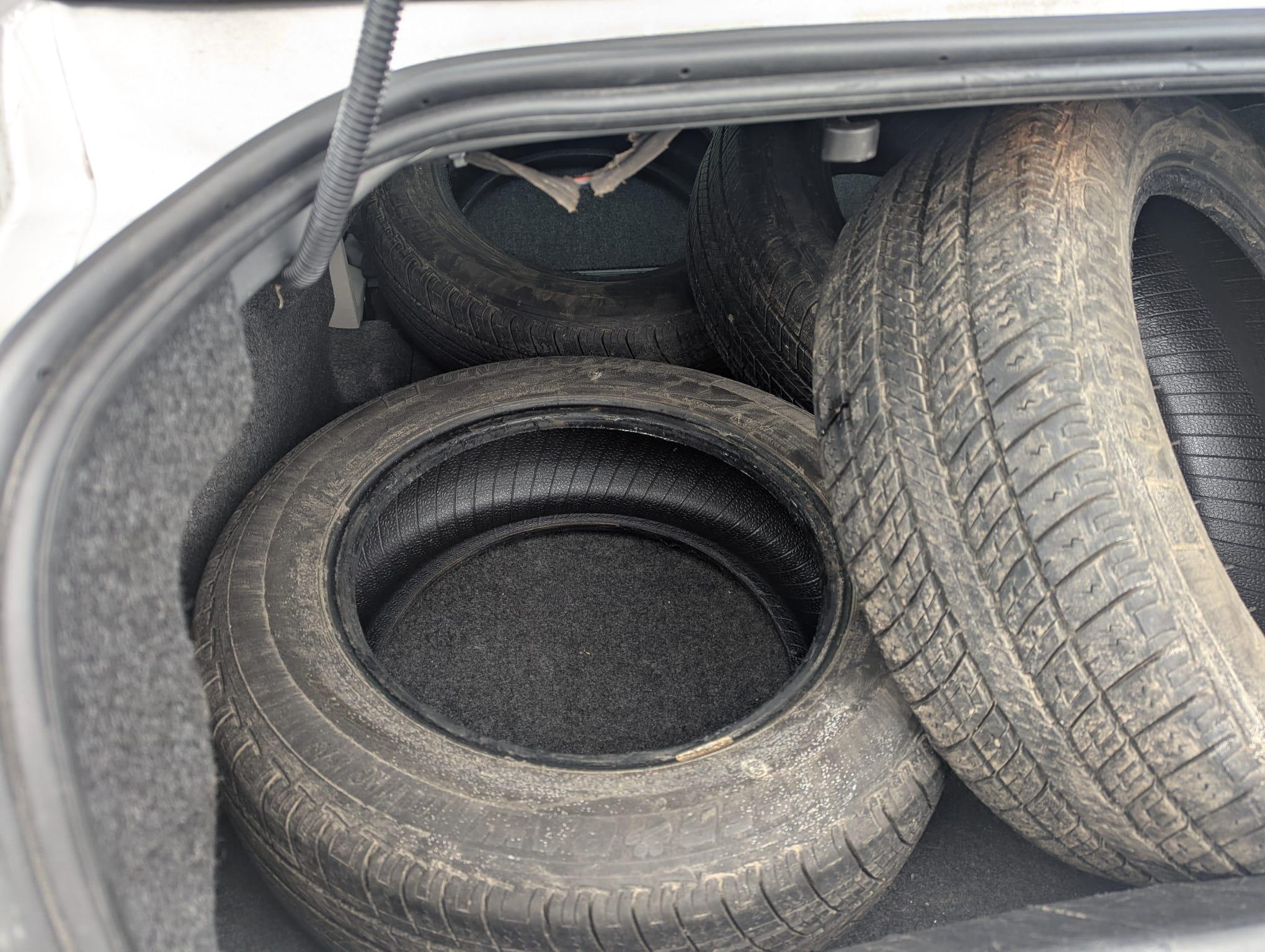 2010 Chevrolet cobalt (coupe) safety done 129k kms - photo 5