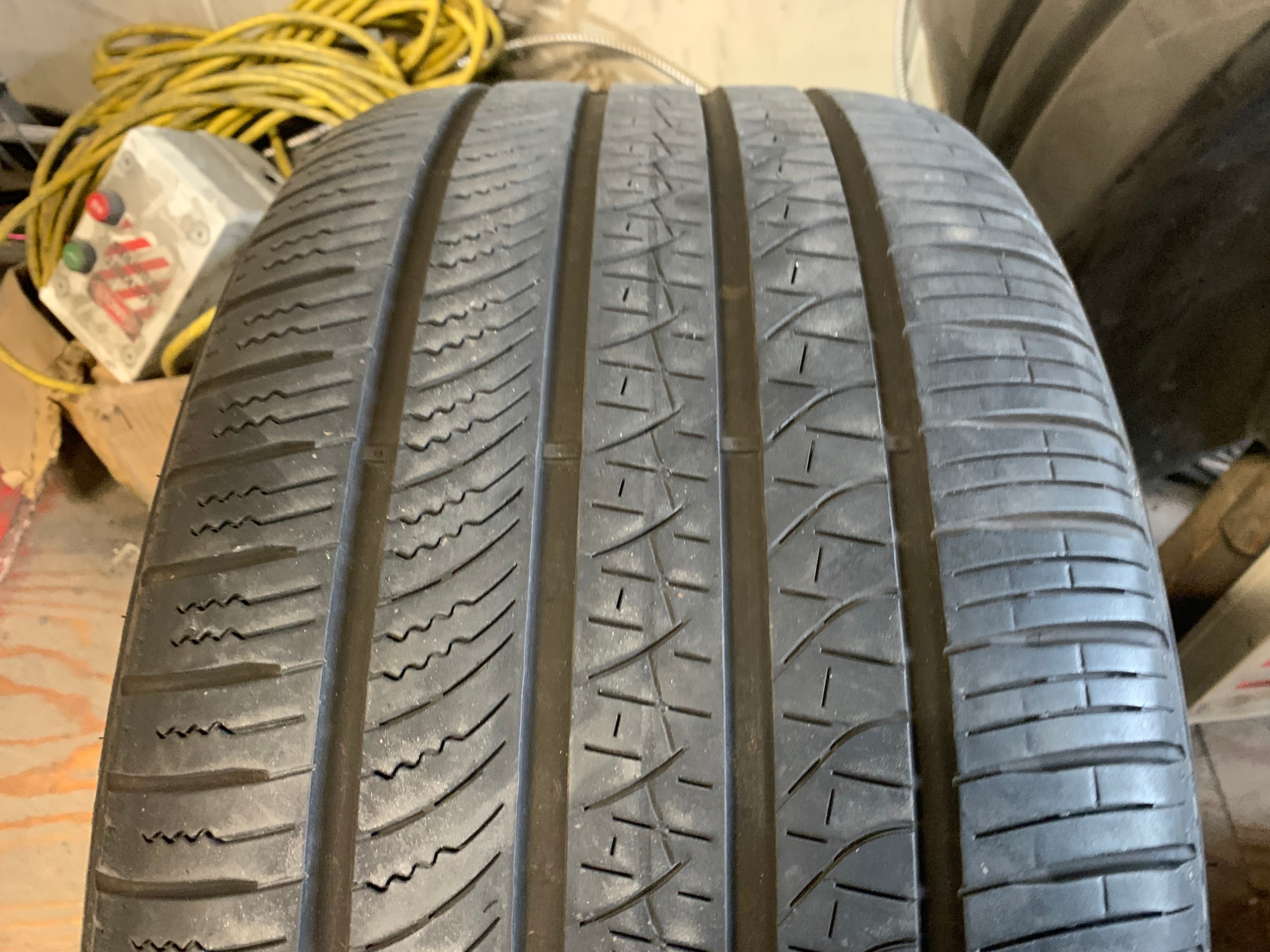 1 X single 275/35/20 M+S 102H Pirelli Pzero A/S with 60% tread - photo 3