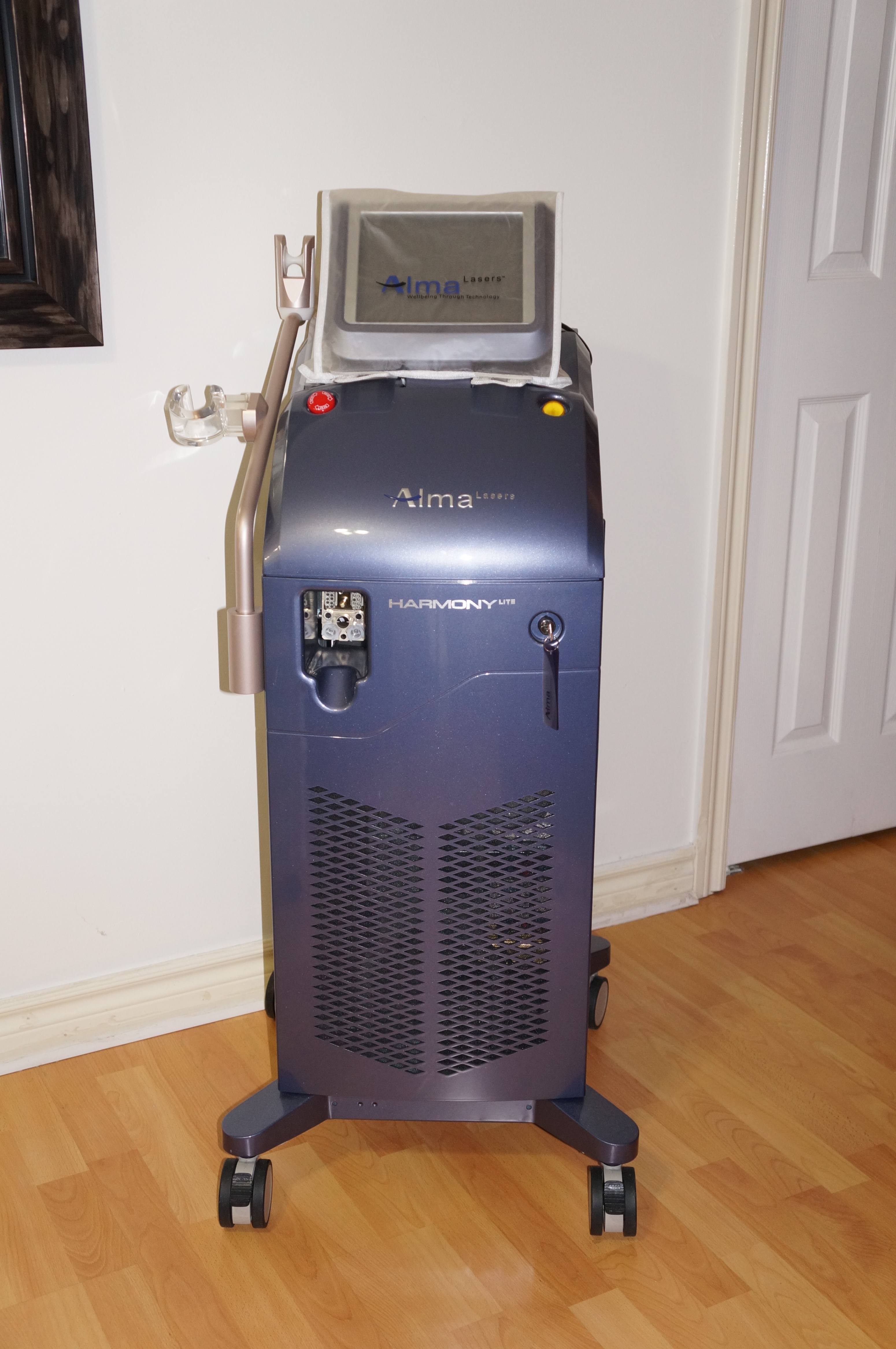 Alma Laser Hair Removal/Skin Rejuvenation IPL Machine - photo 2