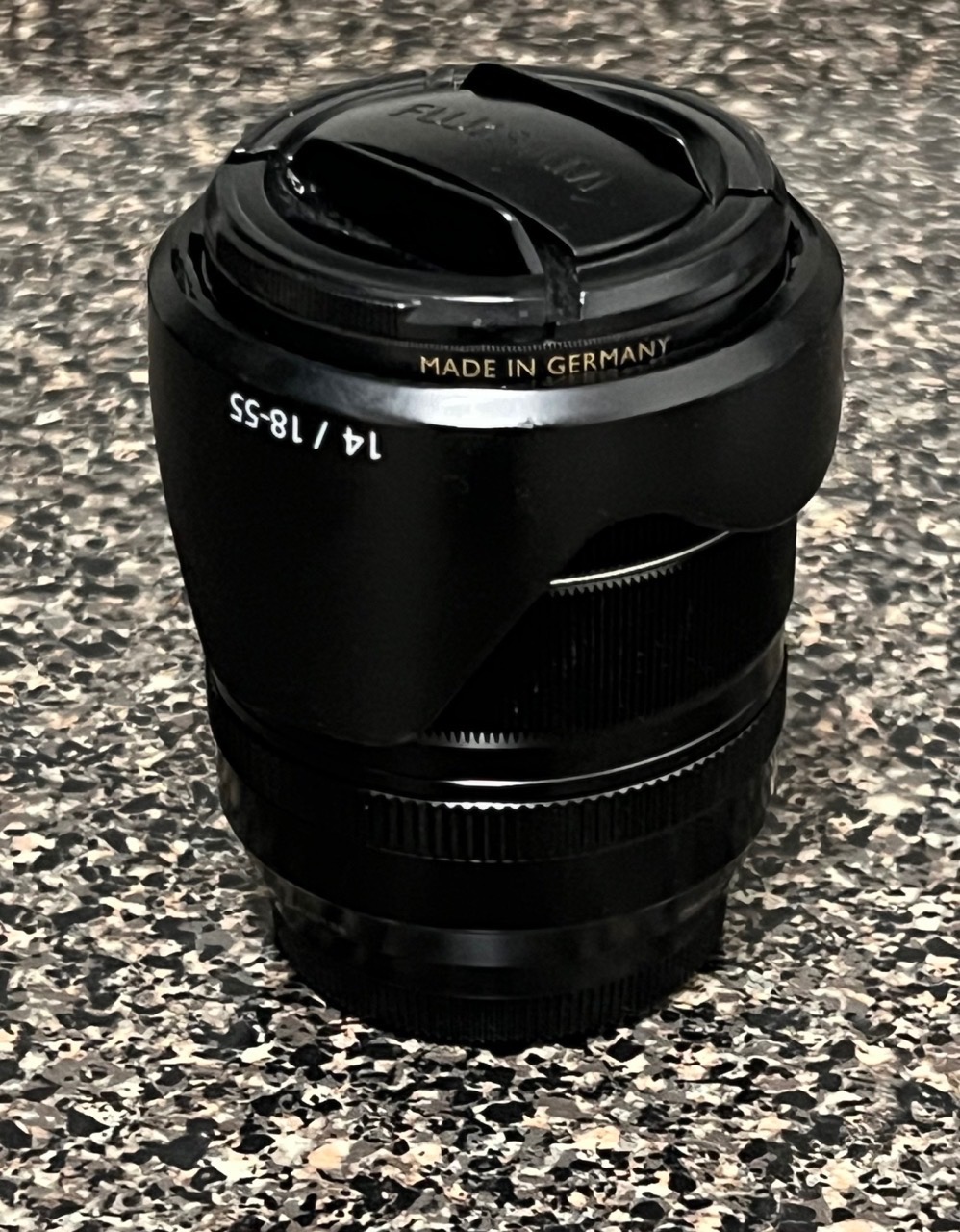 Fujifilm XF 18-55mm F2.8-4 R LM OIS Zoom Lens (With hood) - photo 4