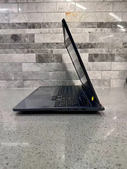 Brand New Gaming Laptop 🎮 i7 + GTX 1060 6GB (16GB RAM) image indicator(3)