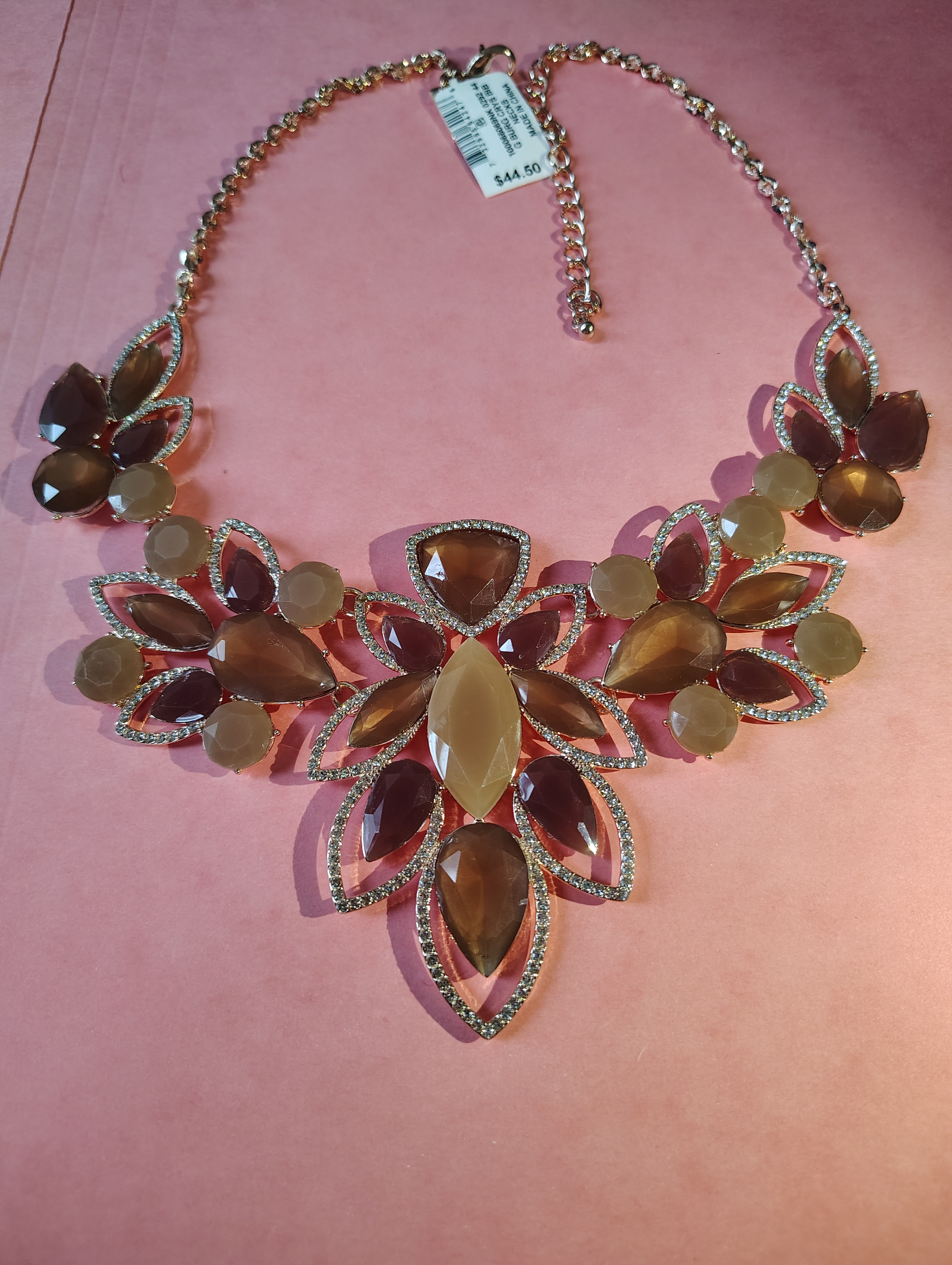 NEW NECKLACE- INC (Macy's US price tag, Sale)