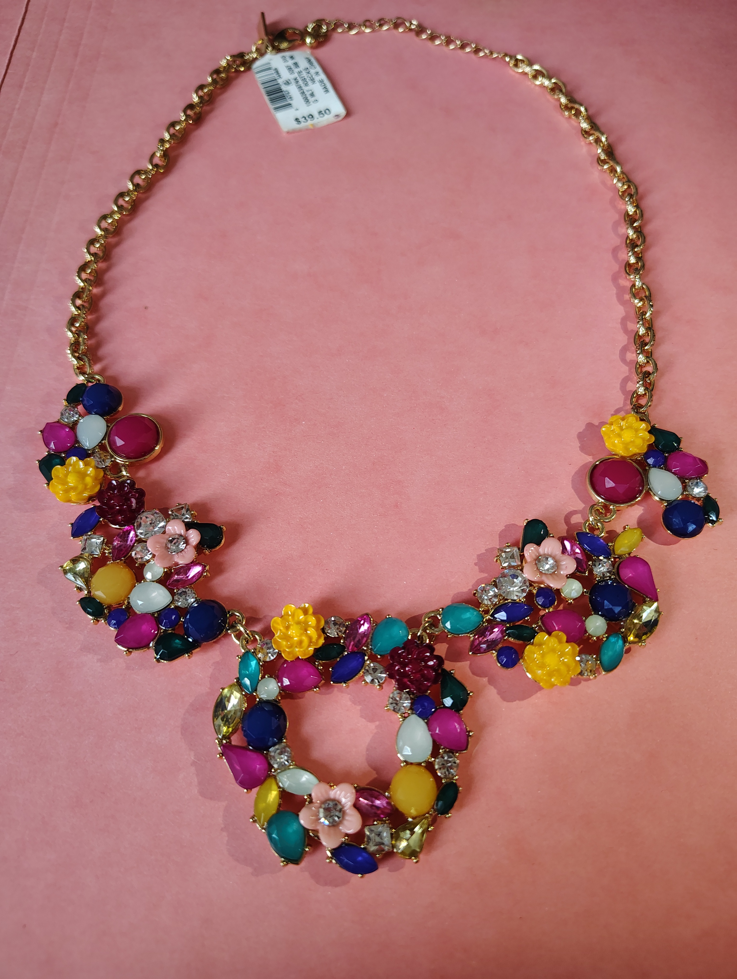 NEW NECKLACE- INC (Macy's US price tag, Sale)