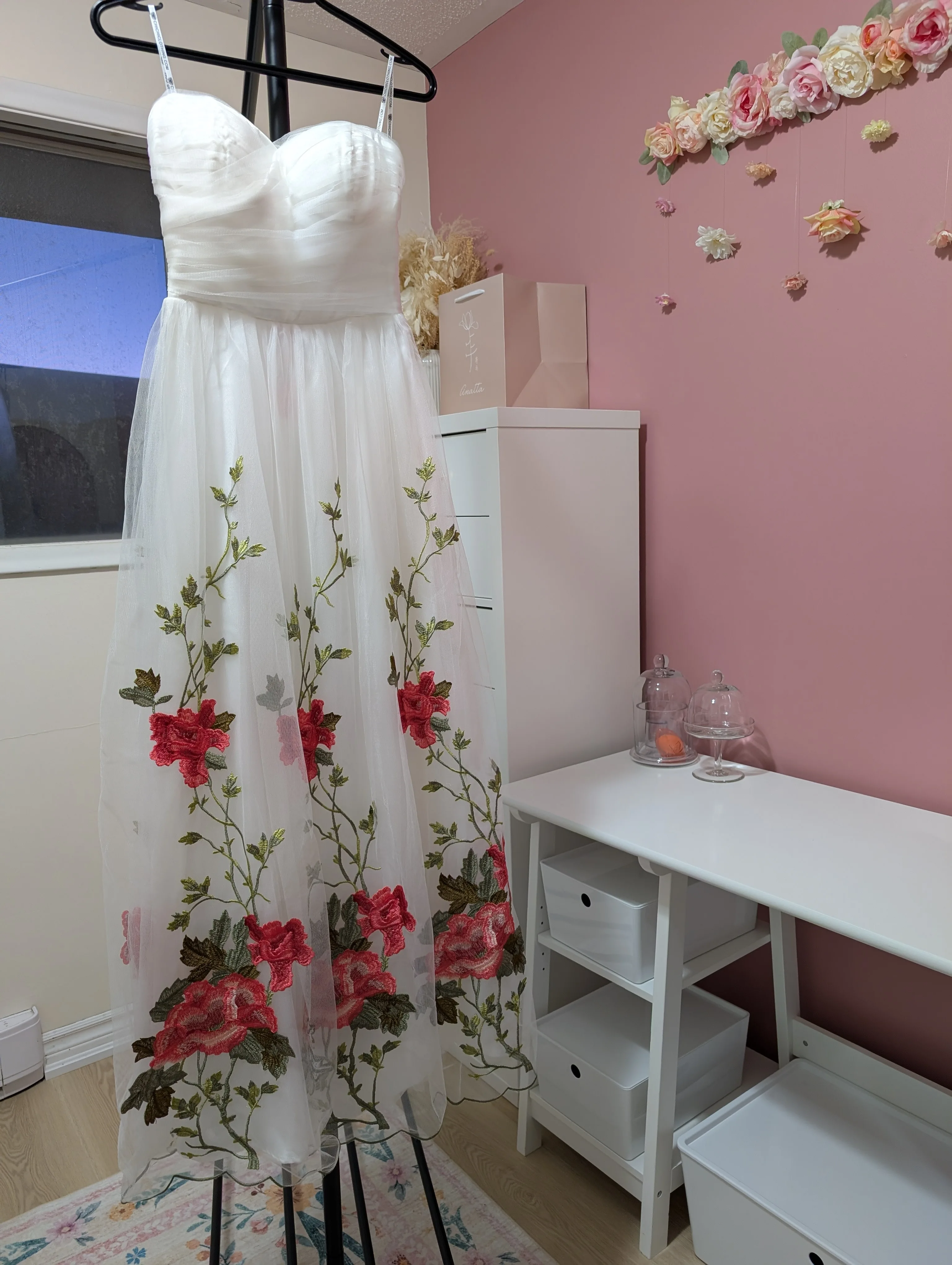 Size 2 Embroidered Floral Tulle Dress image indicator(5)