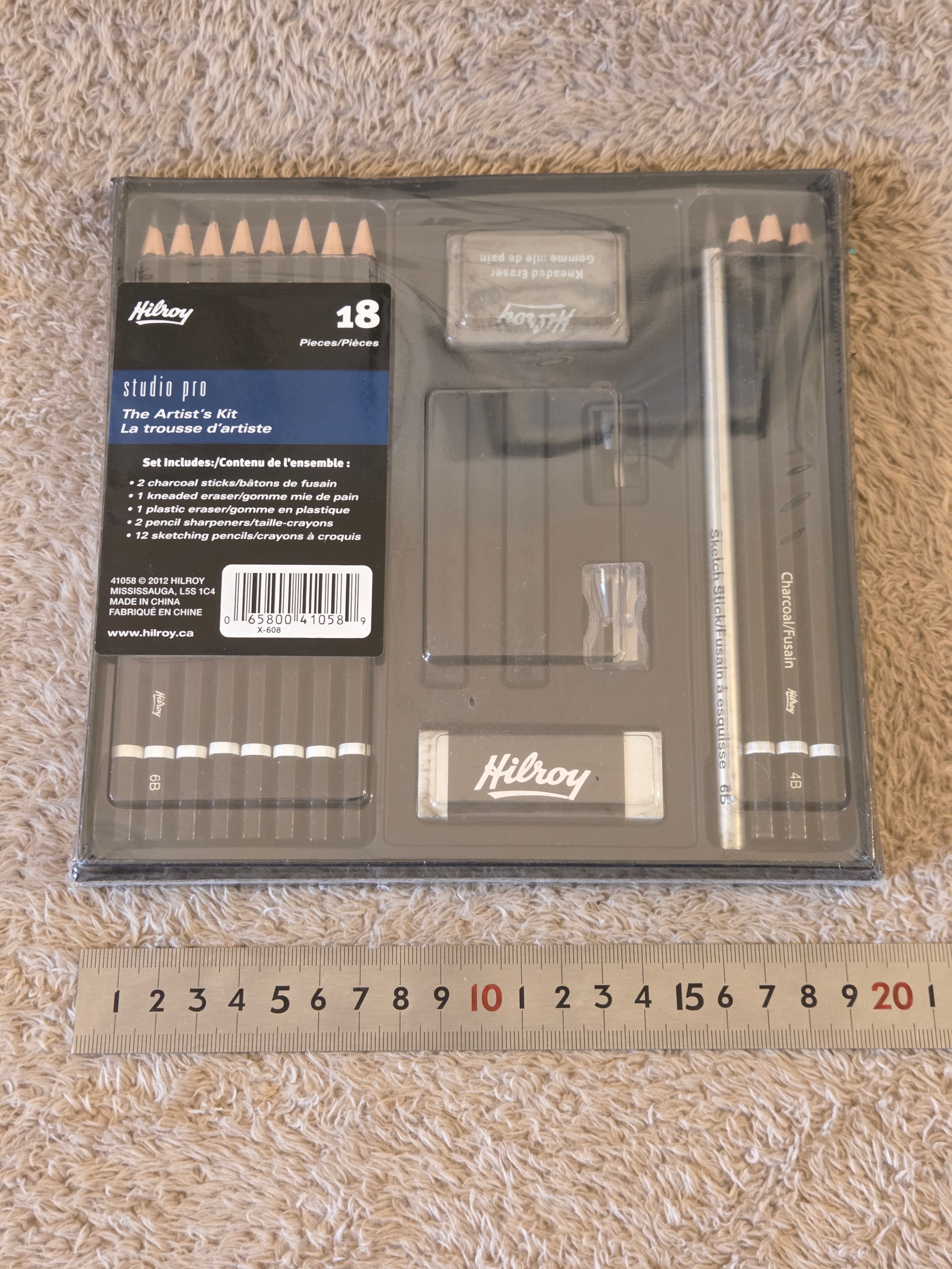 Hilroy Studio Pro 18-Piece Artist Kit – New - photo 4