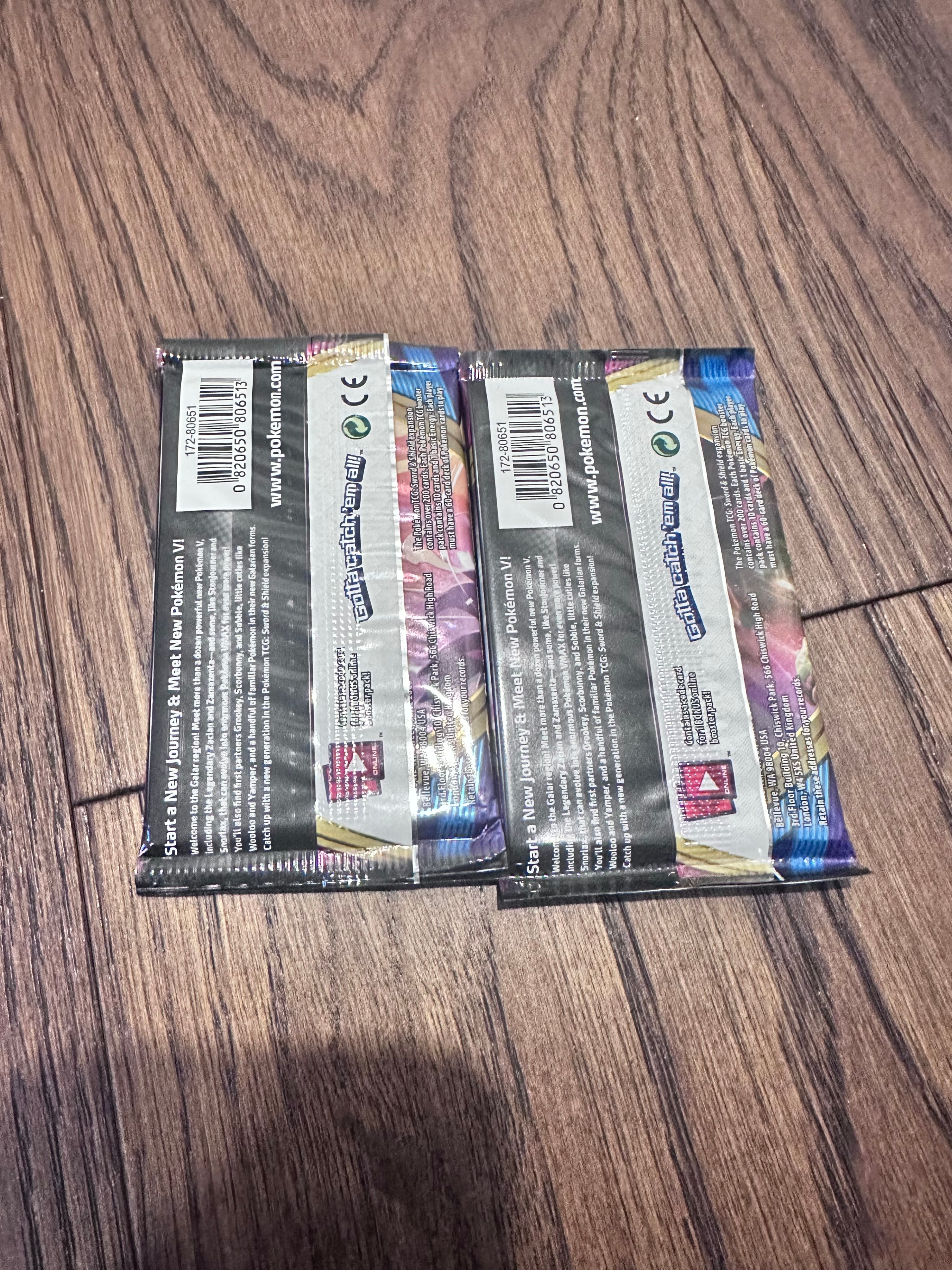 Pokemon Sealed Sword & Shield Packs - photo 3