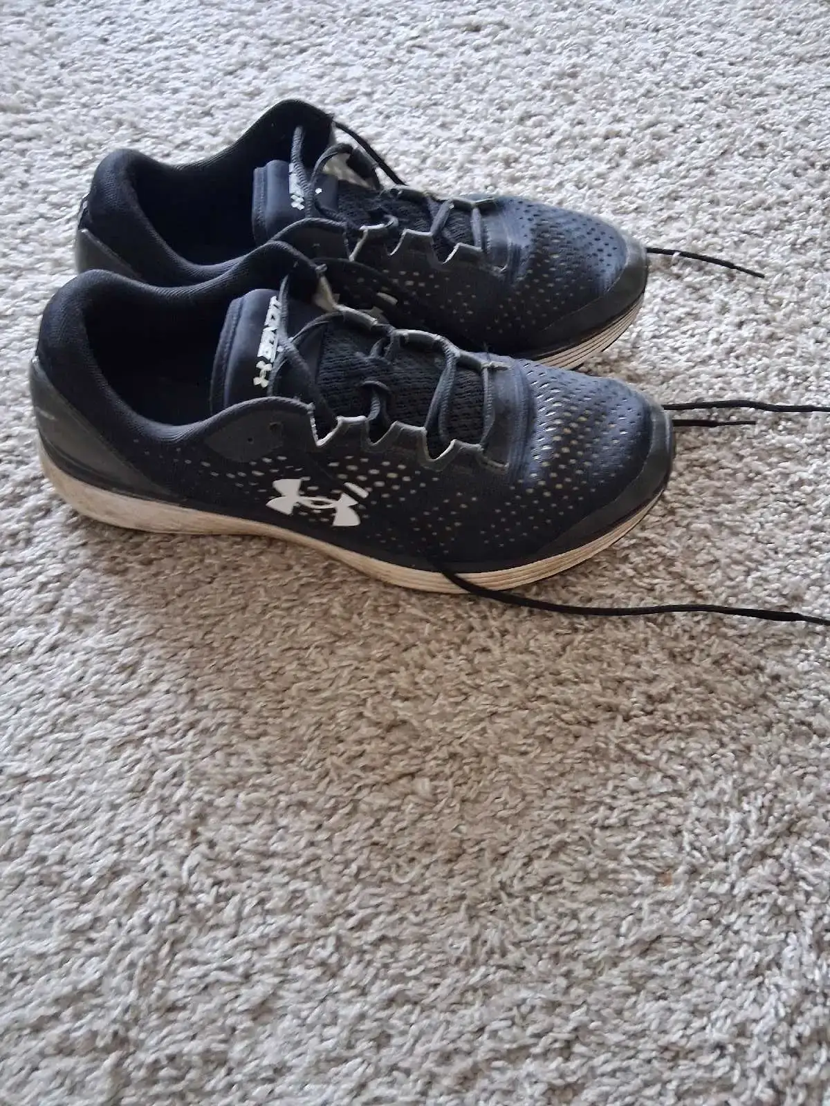 Under Armour Bandit 4 - men Size 10 - photo 2