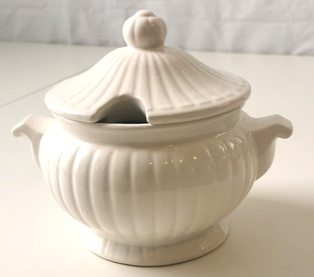 White Ironstone Style Sauce Tureen with Lid- Japan 1950s - photo 5