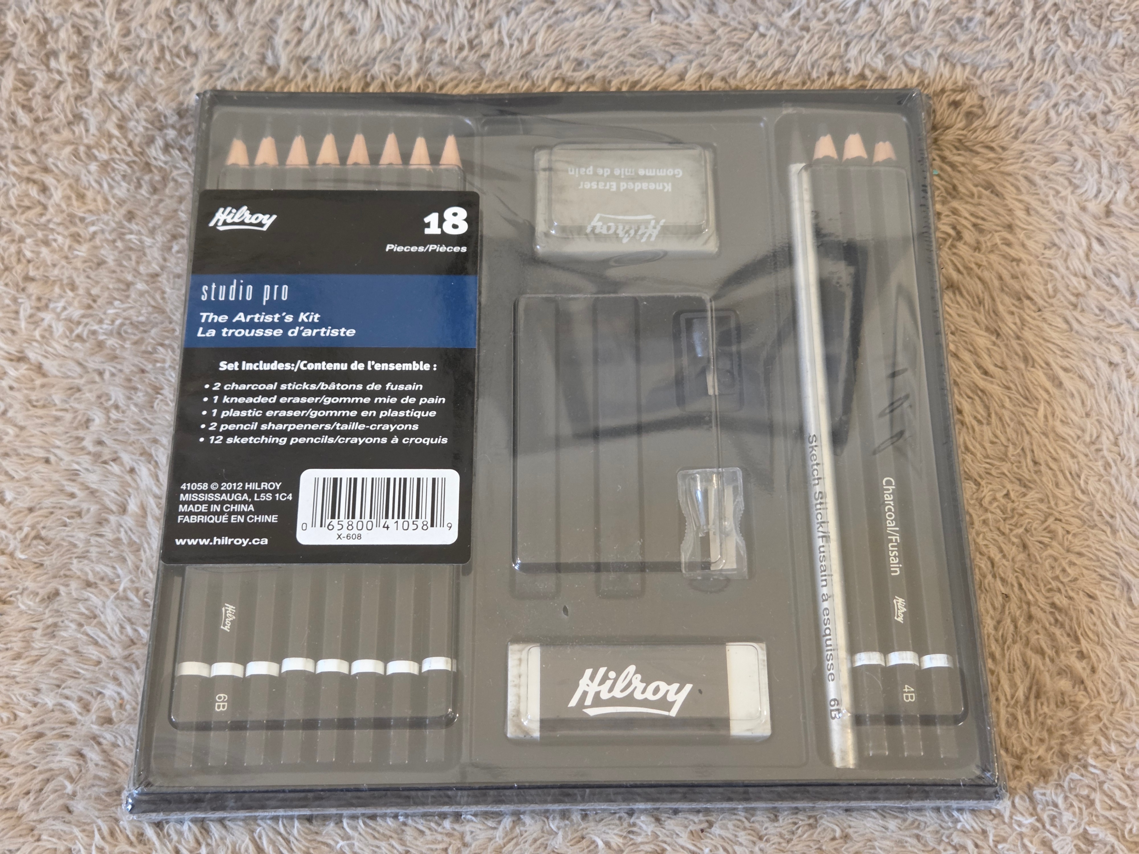 Hilroy Studio Pro 18-Piece Artist Kit – New - photo 3