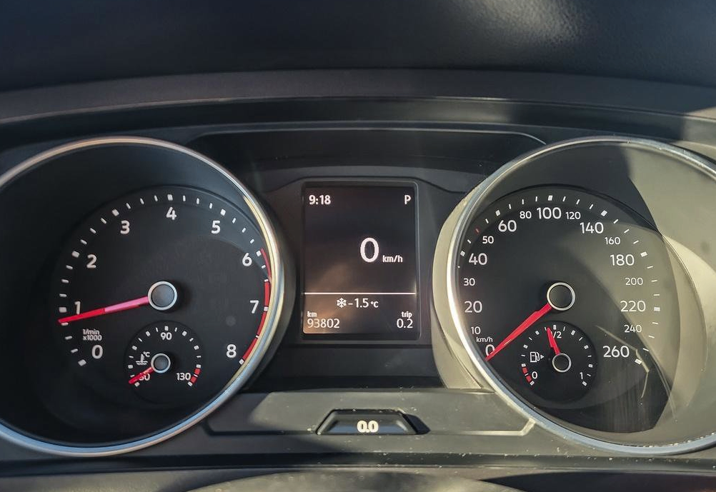 2021 Volkswagen Tiguan - photo 4