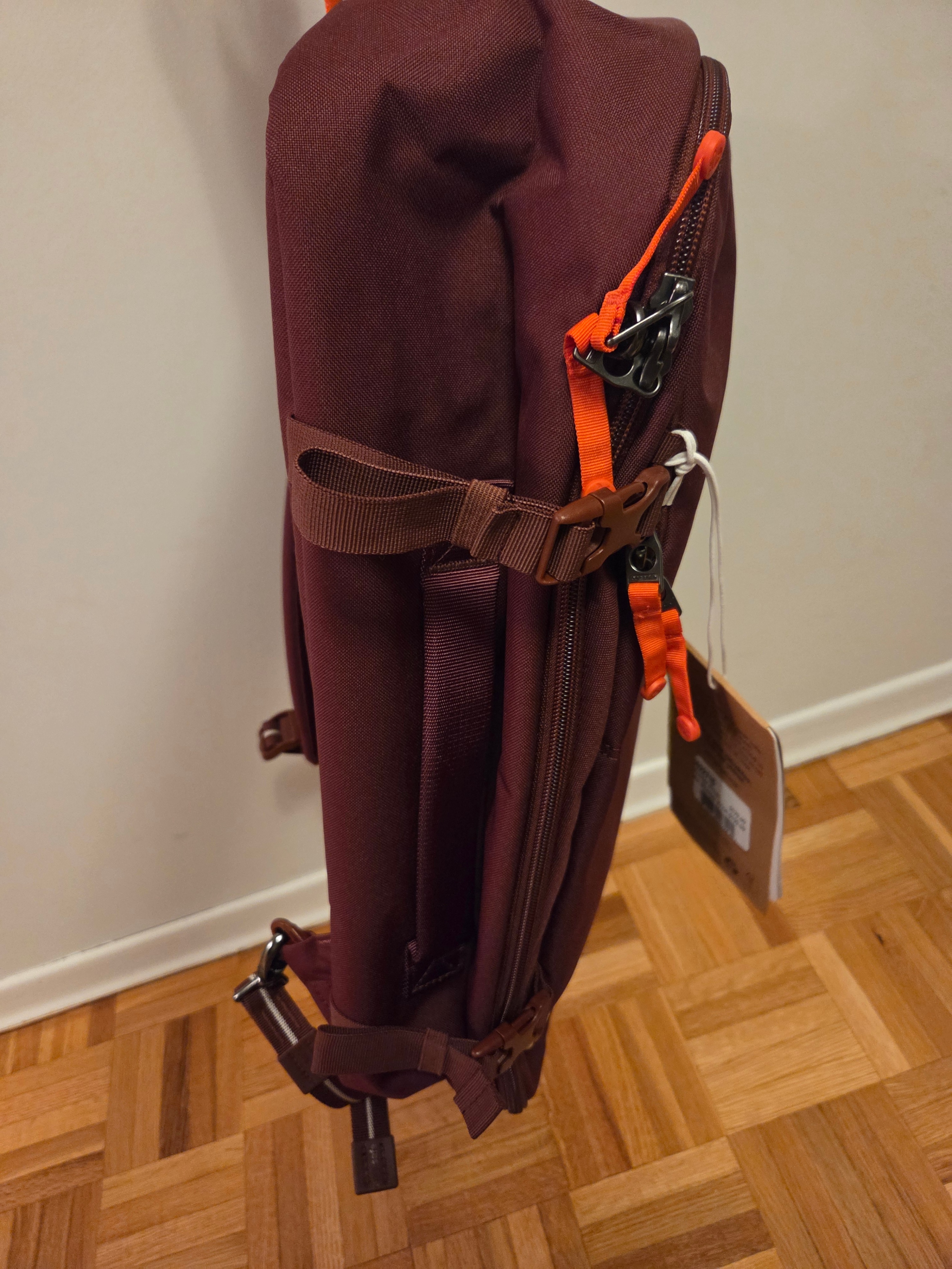 Brand New - Pacsafe GO 34L anti-theft carry-on backpack Red - photo 4