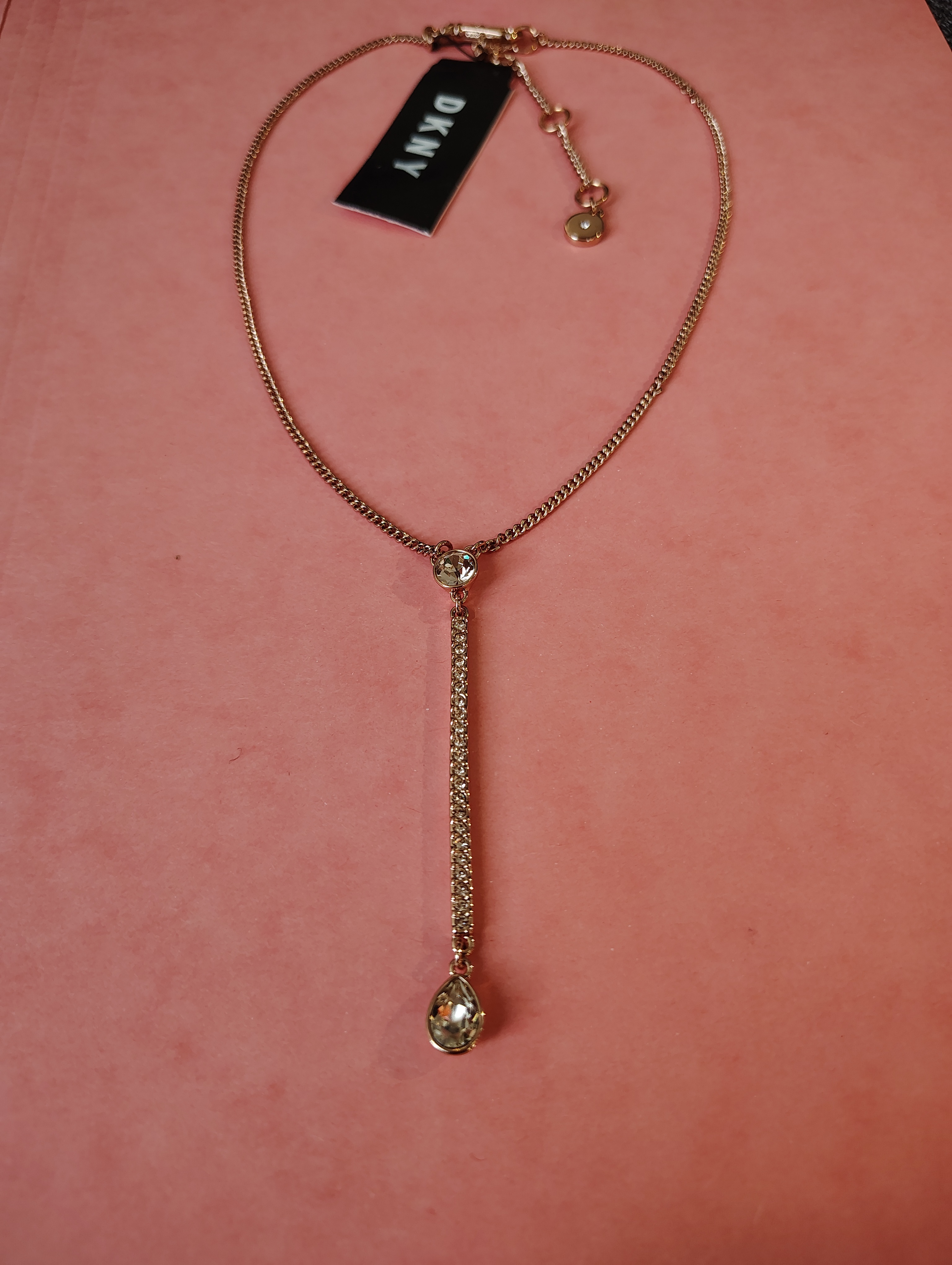 NEW NECKLACE- DKNY (Macy's US price tag, Sale)
