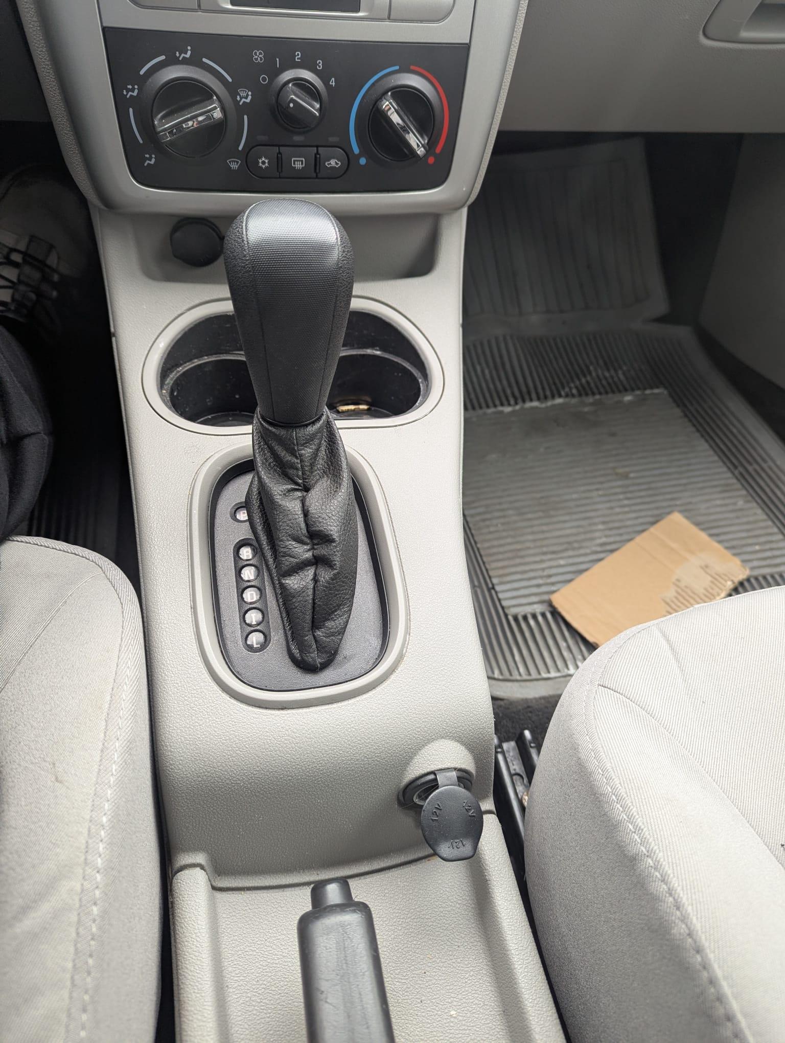2010 Chevrolet cobalt (coupe) safety done 129k kms - photo 3