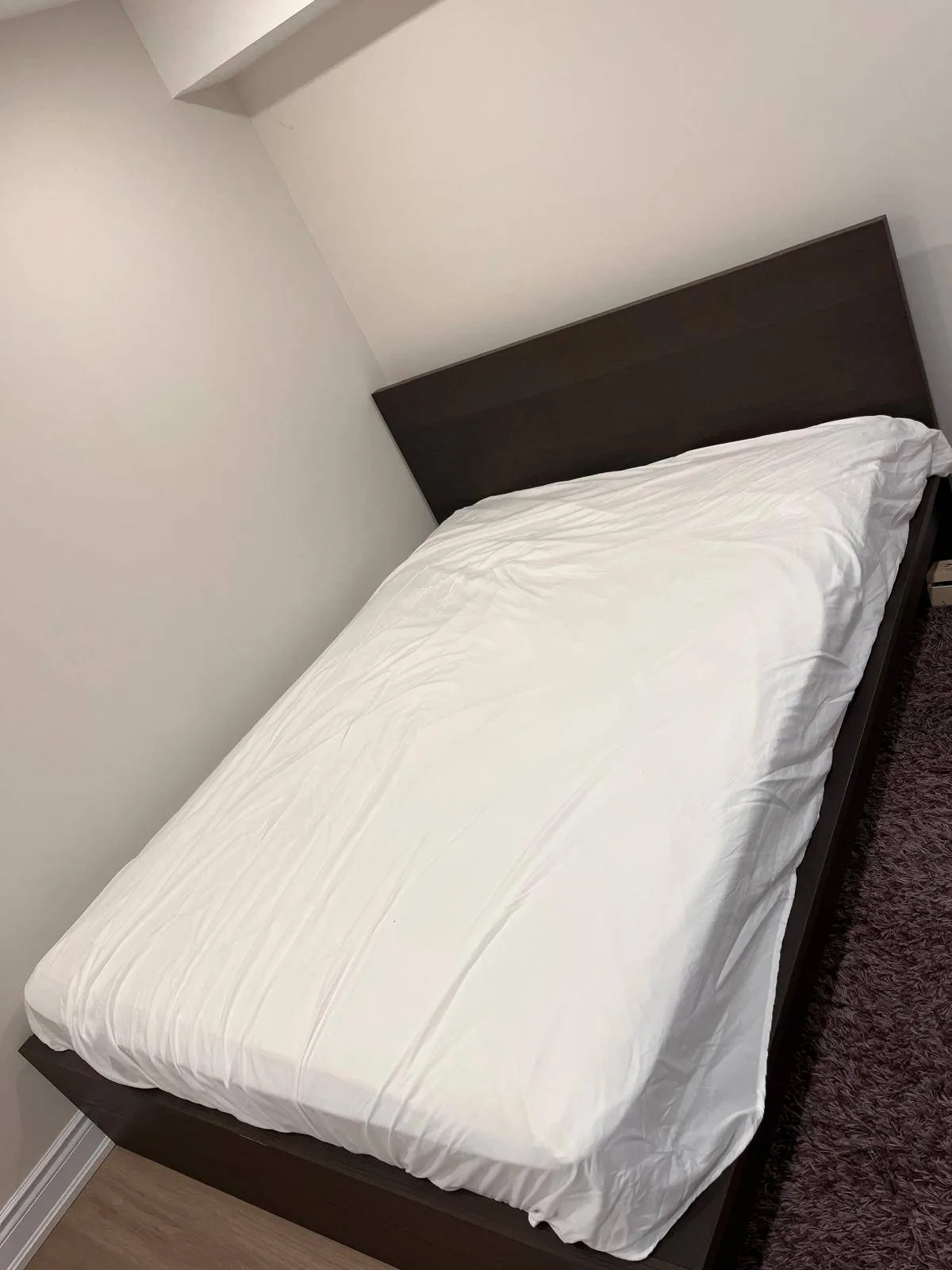 🔥 Quick Sale – Queen Mattress in Excellent Condition! image indicator(3)