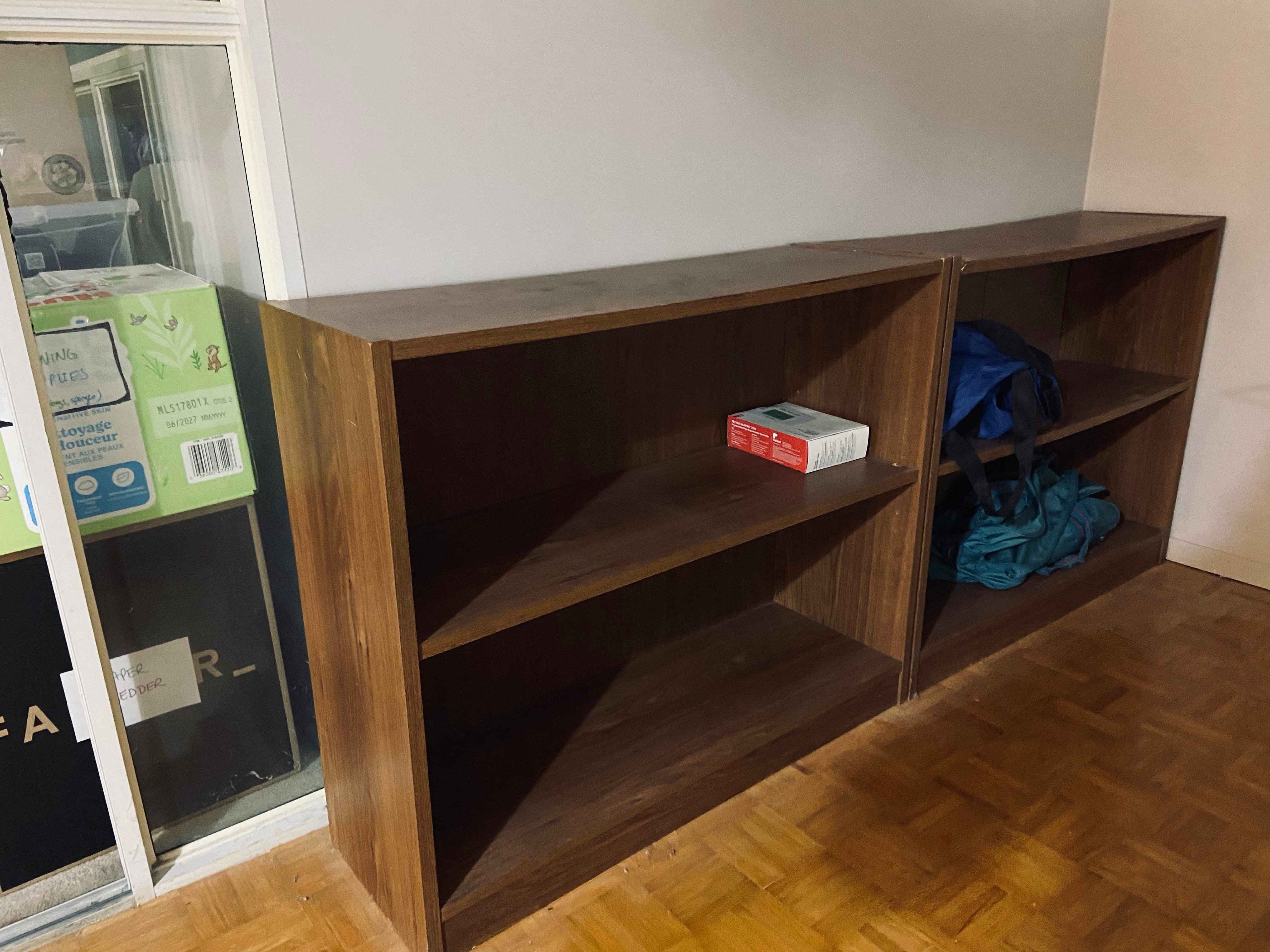 Low shelves (2)