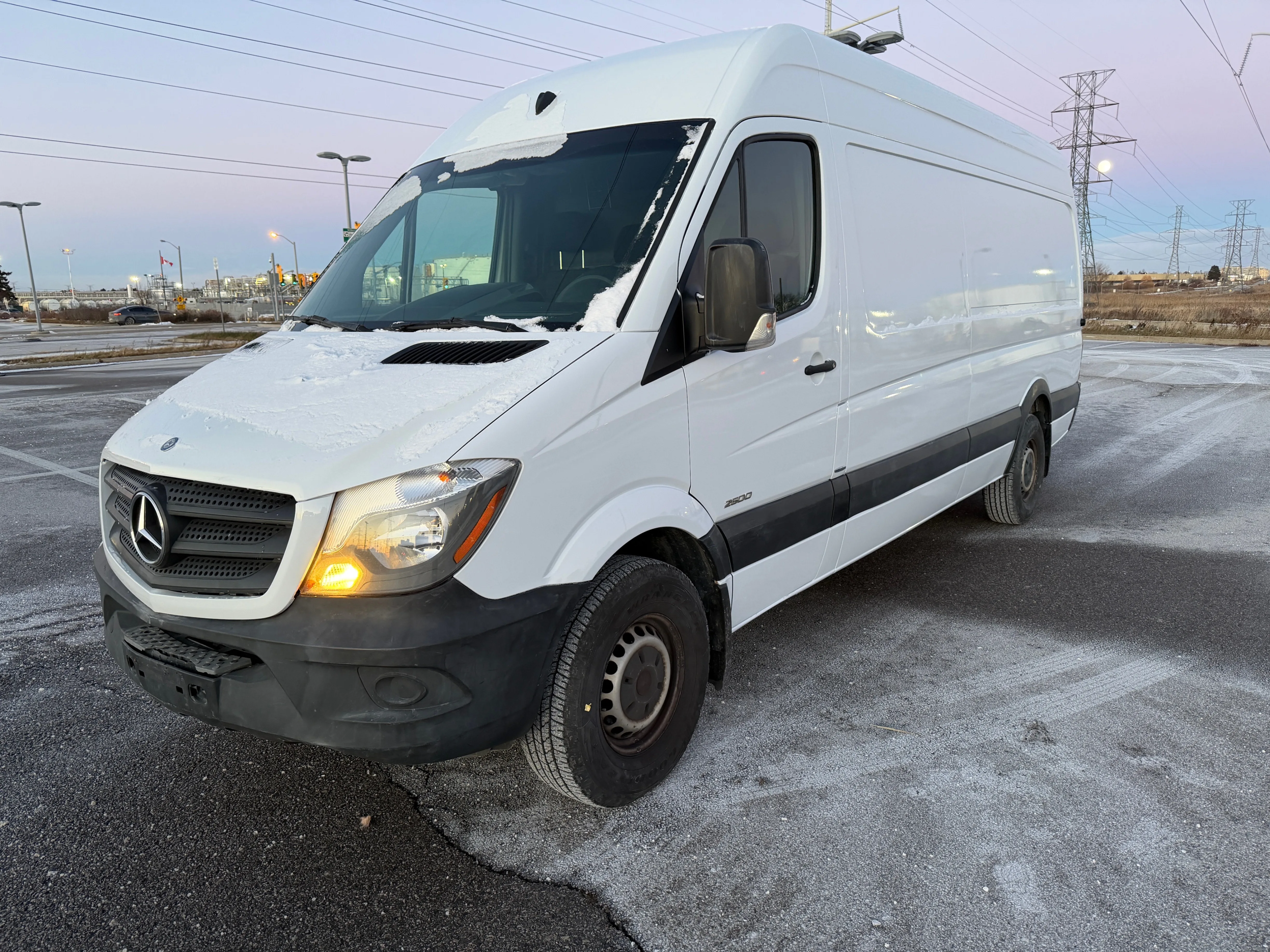 2015 Mercedes-Benz Sprinter 2500 170 WB 2.1L Diesel