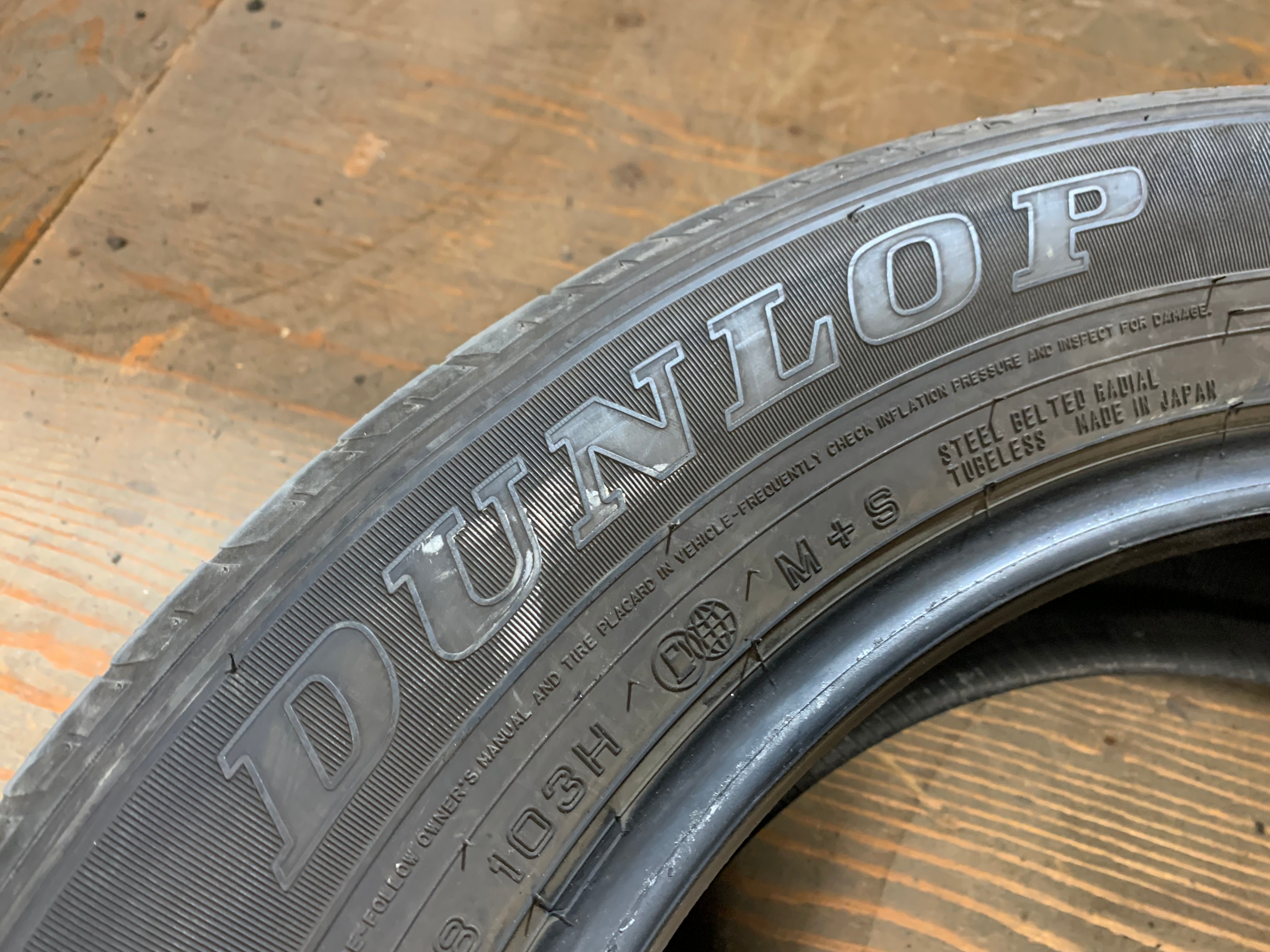 1 x single 235/60/18 M+S 103H Dunlop Grandtrek PT21 w 60% tread - photo 5