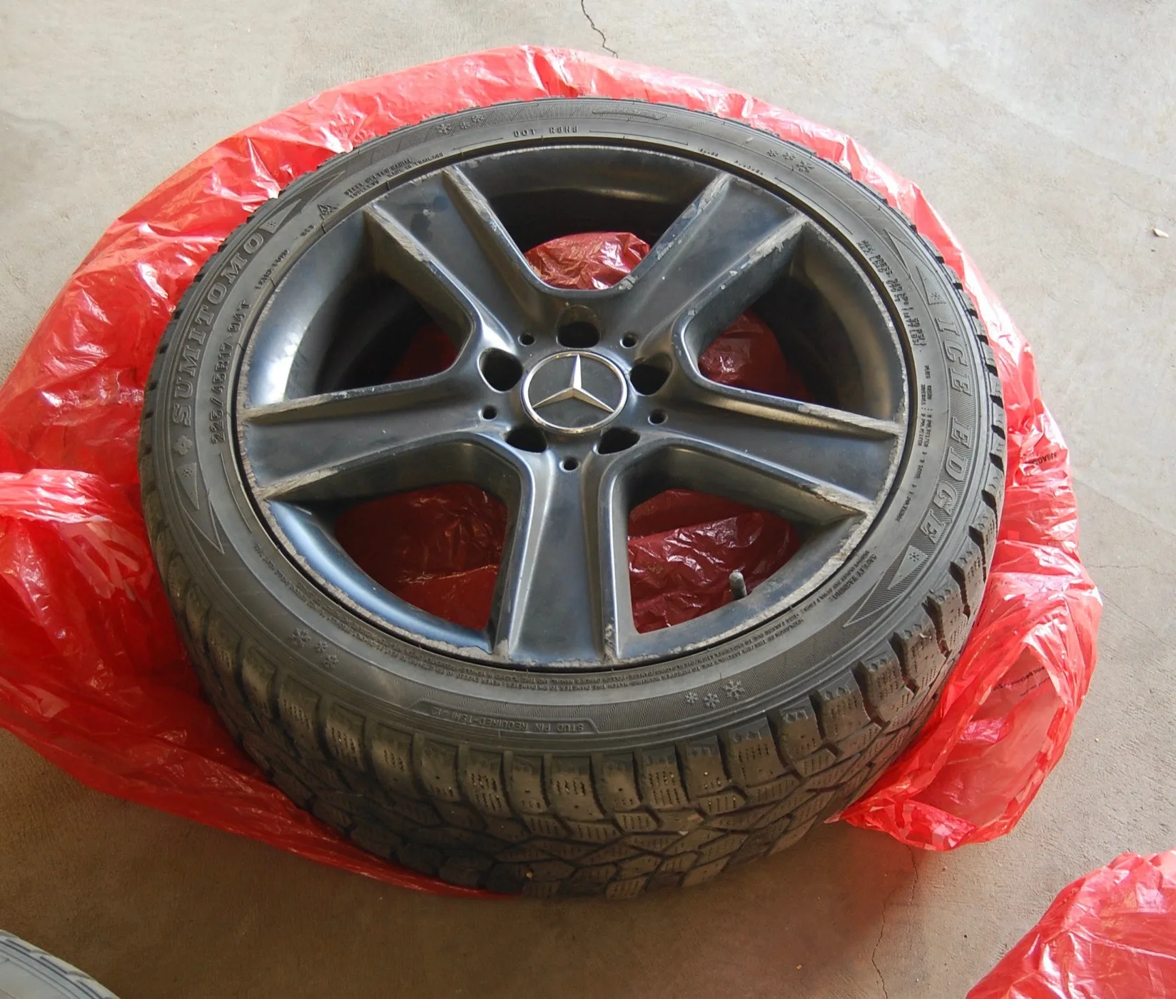 Mercedes C300 Rims & Winter Tires - Set of 4 image indicator(5)