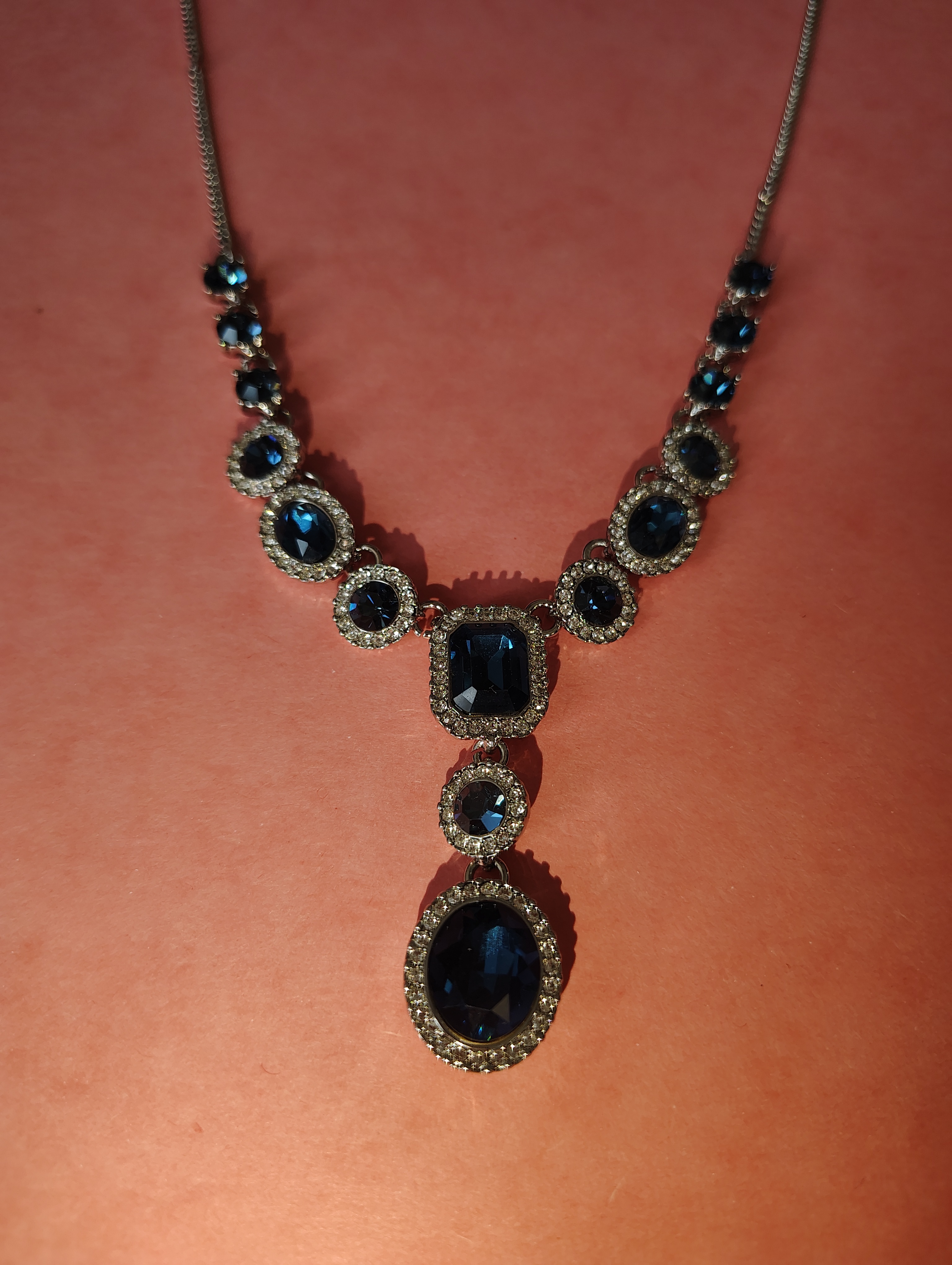 NEW NECKLACE- Givenchy (Macy's US price tag, Sale) - photo 5