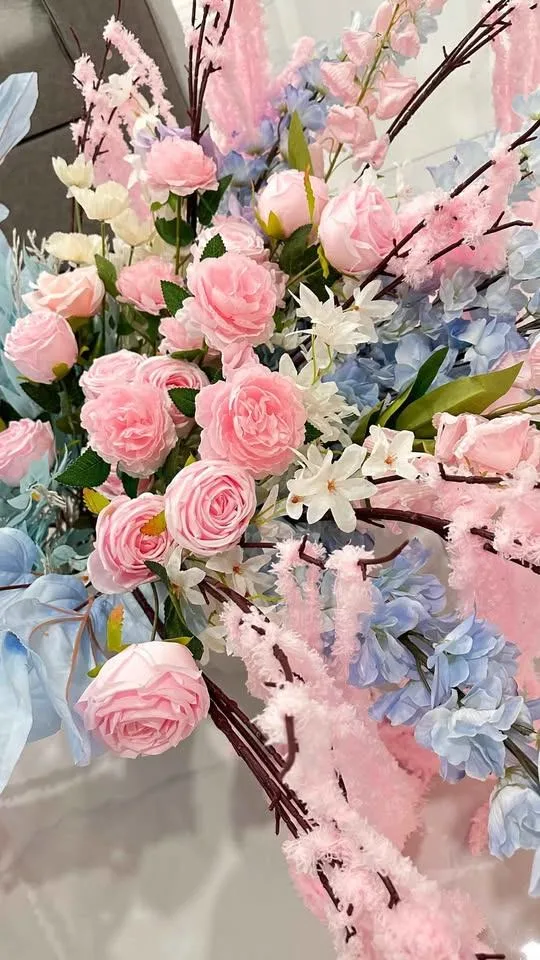 Artifcial Flowers with clear tote box image indicator(5)