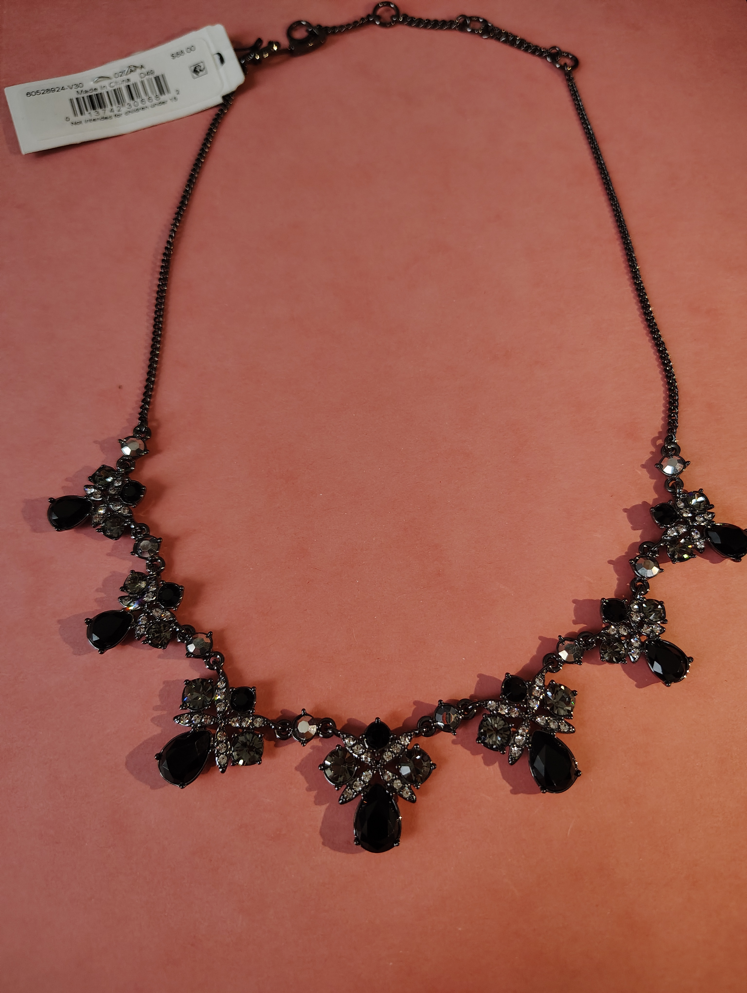 NEW NECKLACE- Givenchy (Macy's US price tag, Sale) - photo 4