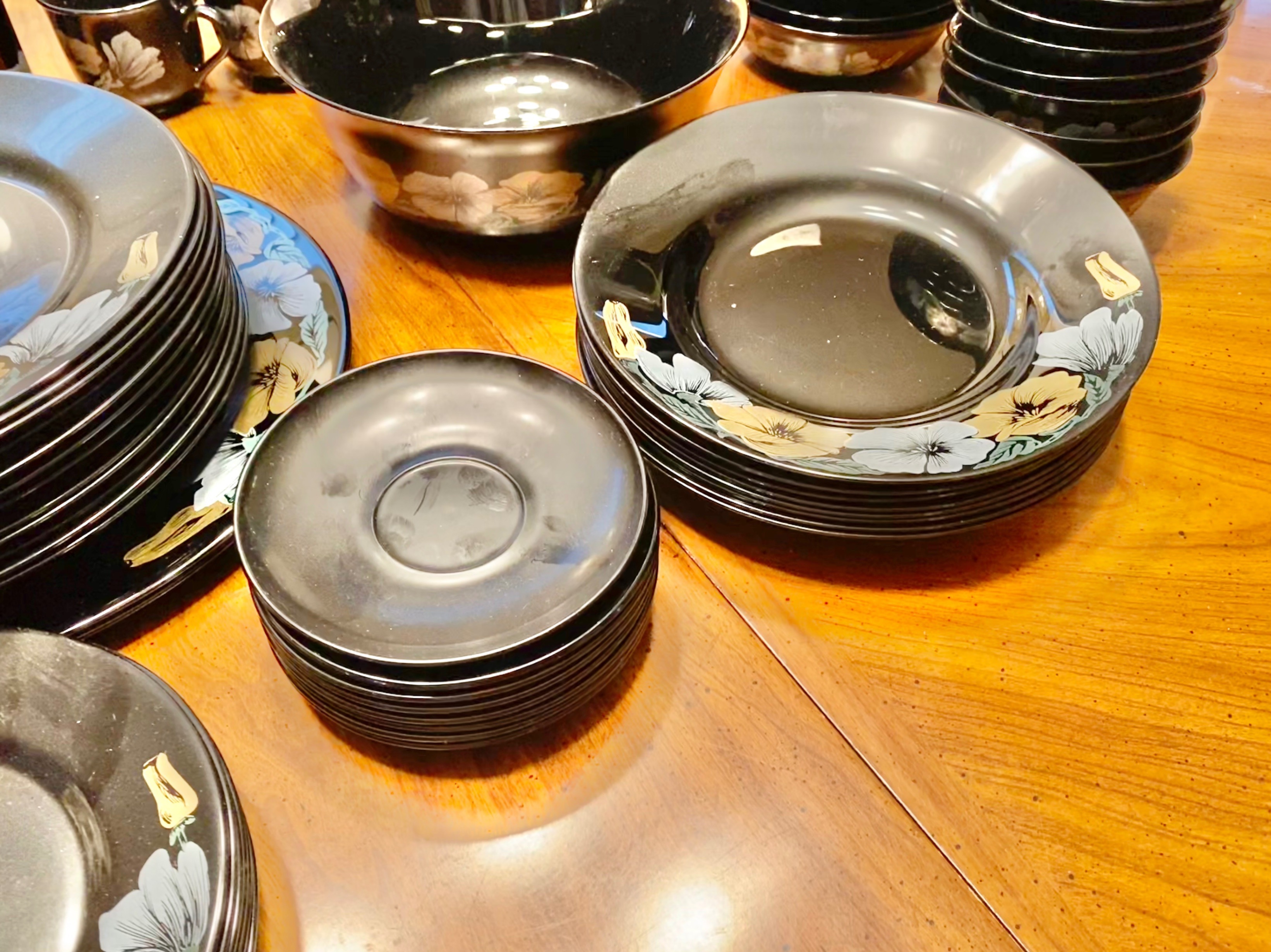 Luminarc Dinnerware ~66 pcs Set - Black Floral - photo 5