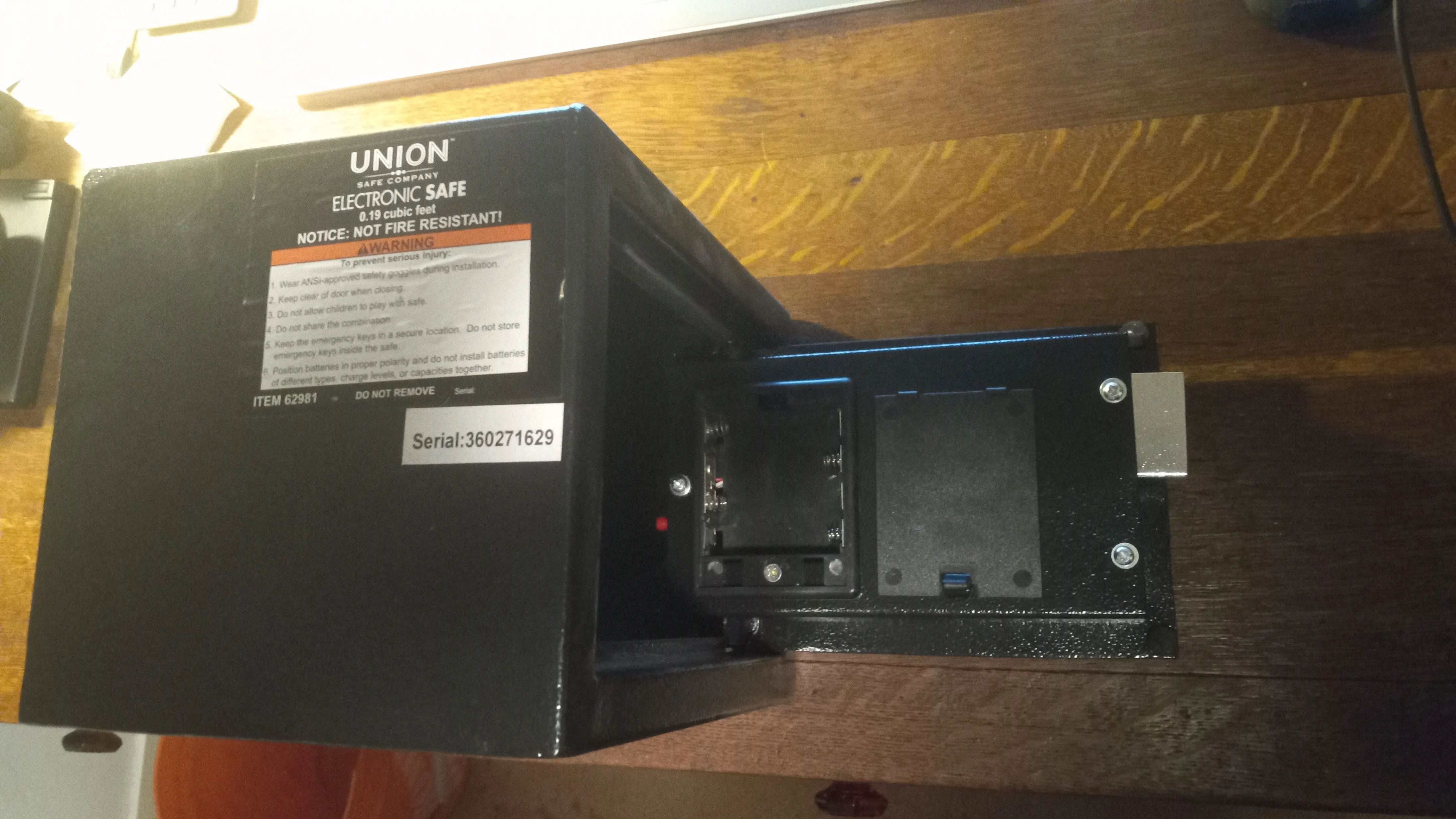 Small Personal Safe image indicator(2)