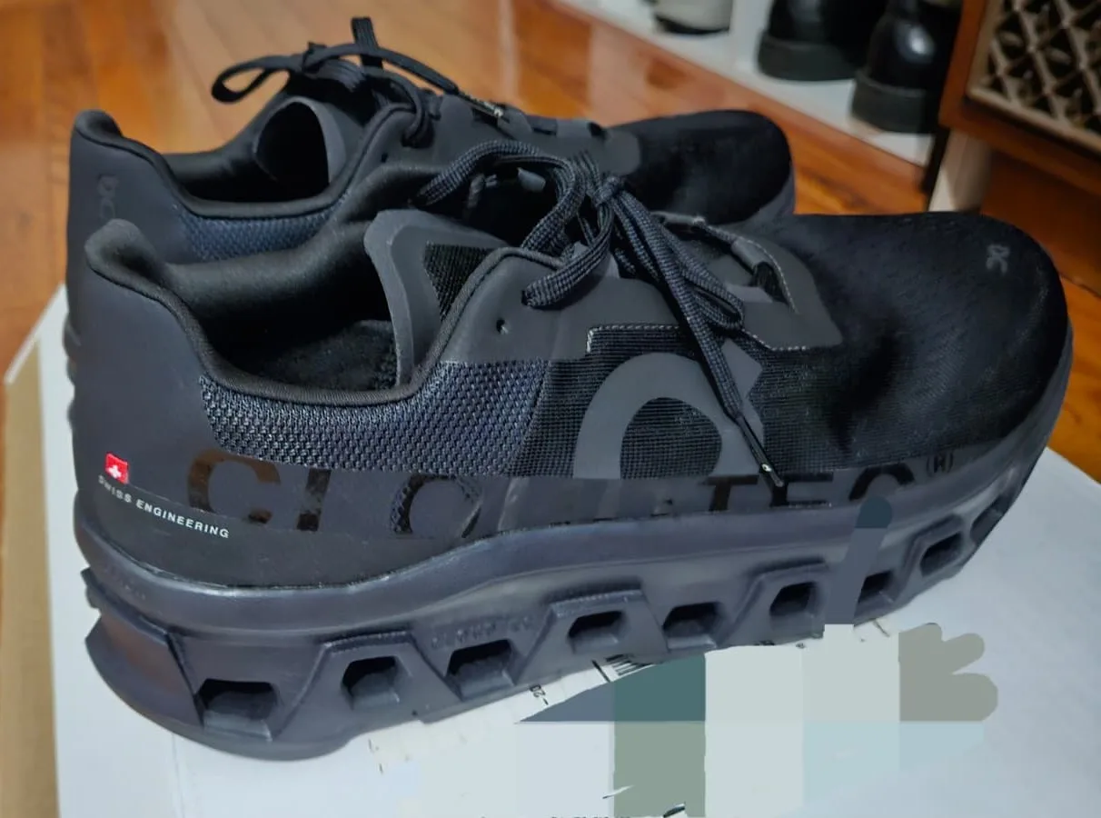 On Men's Cloudmonster Road Running Shoe image indicator(6)