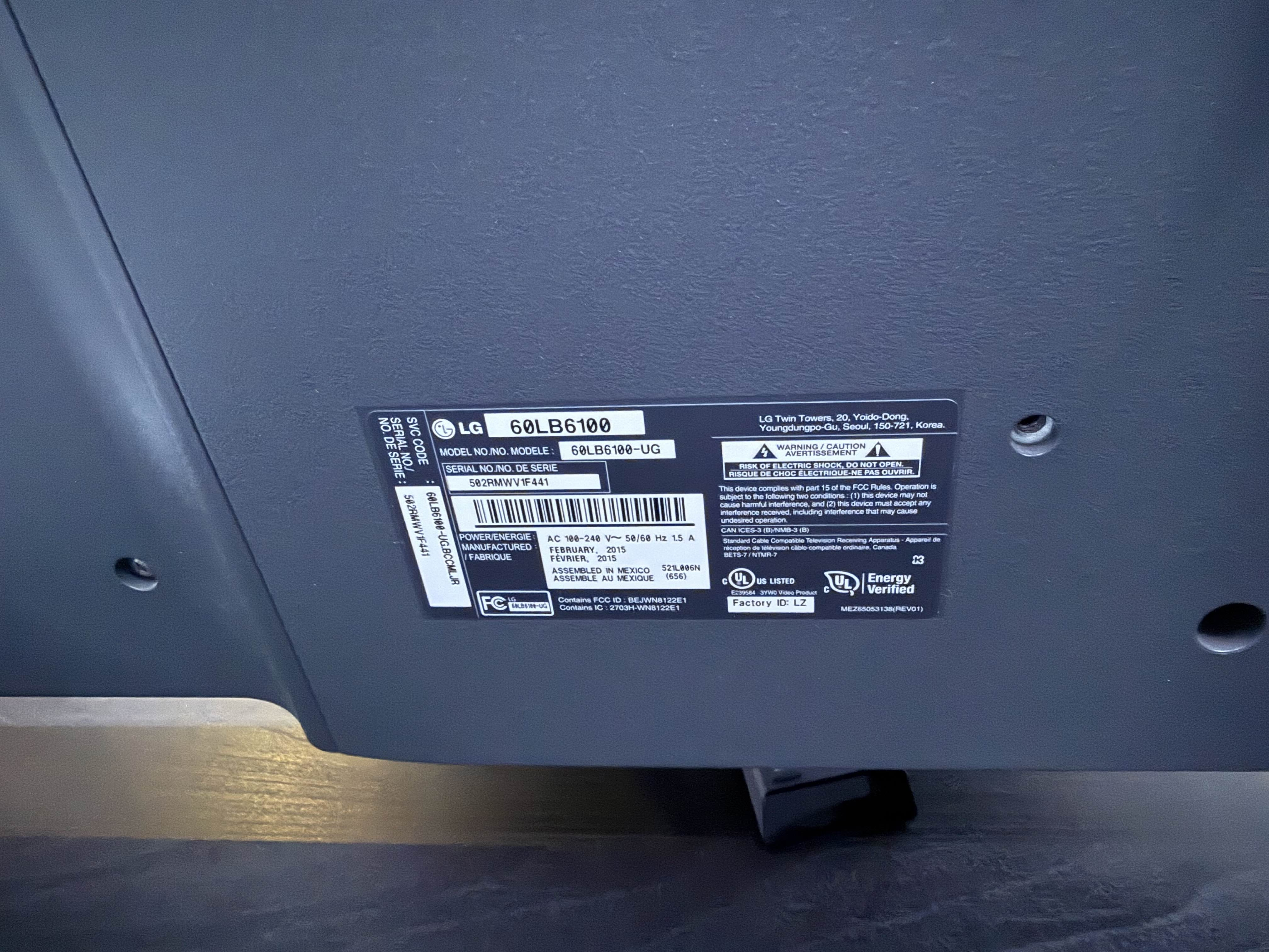 60 Inch LG Smart TV - photo 4