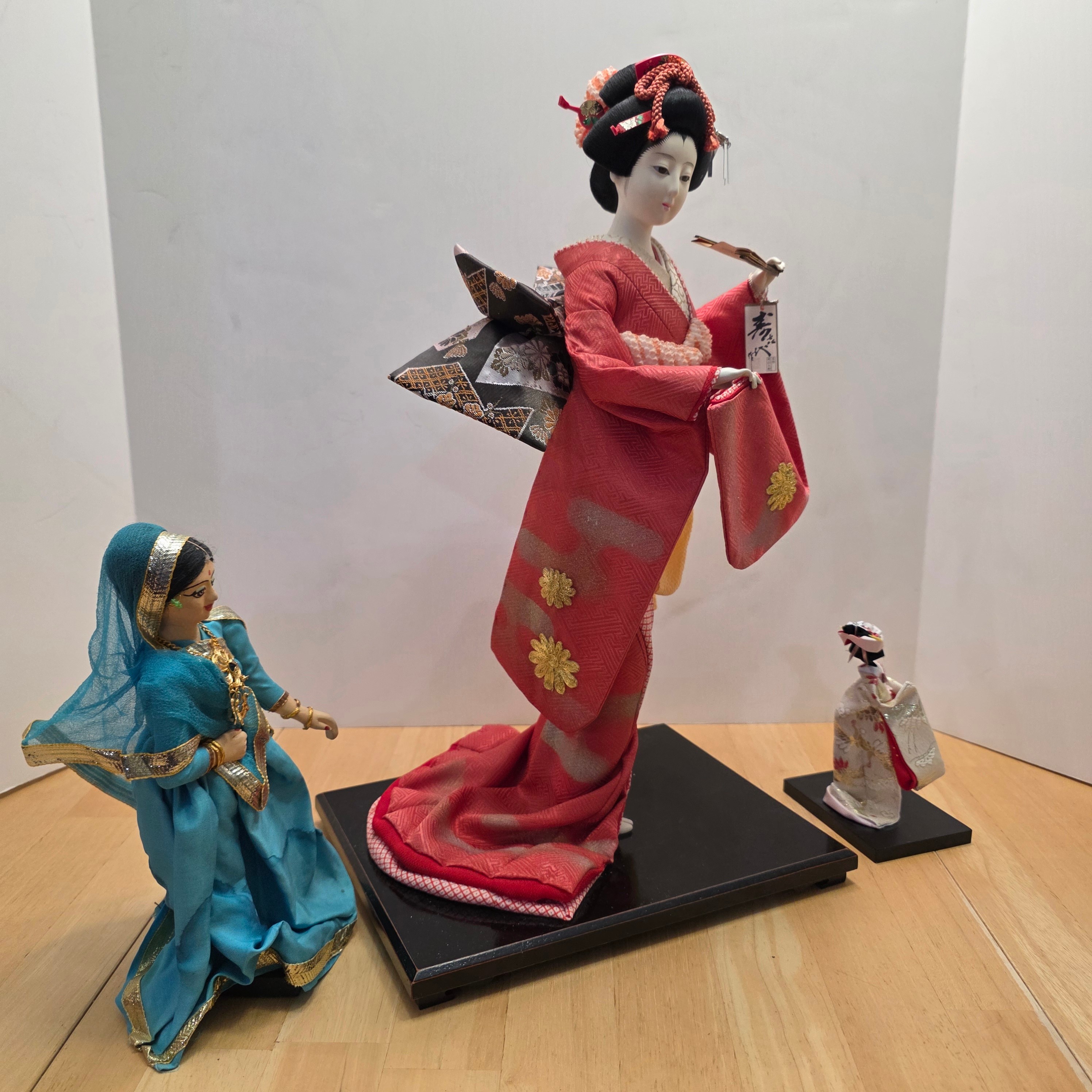 Vintage Japanese Geisha Dolls and Indian Doll - photo 5