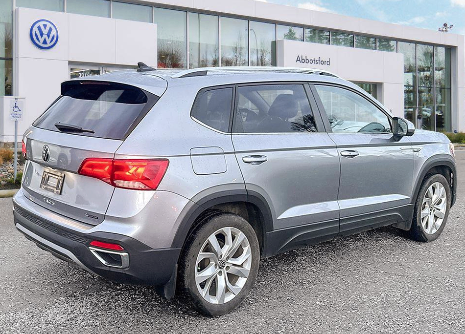 2022 Volkswagen Taos - photo 2