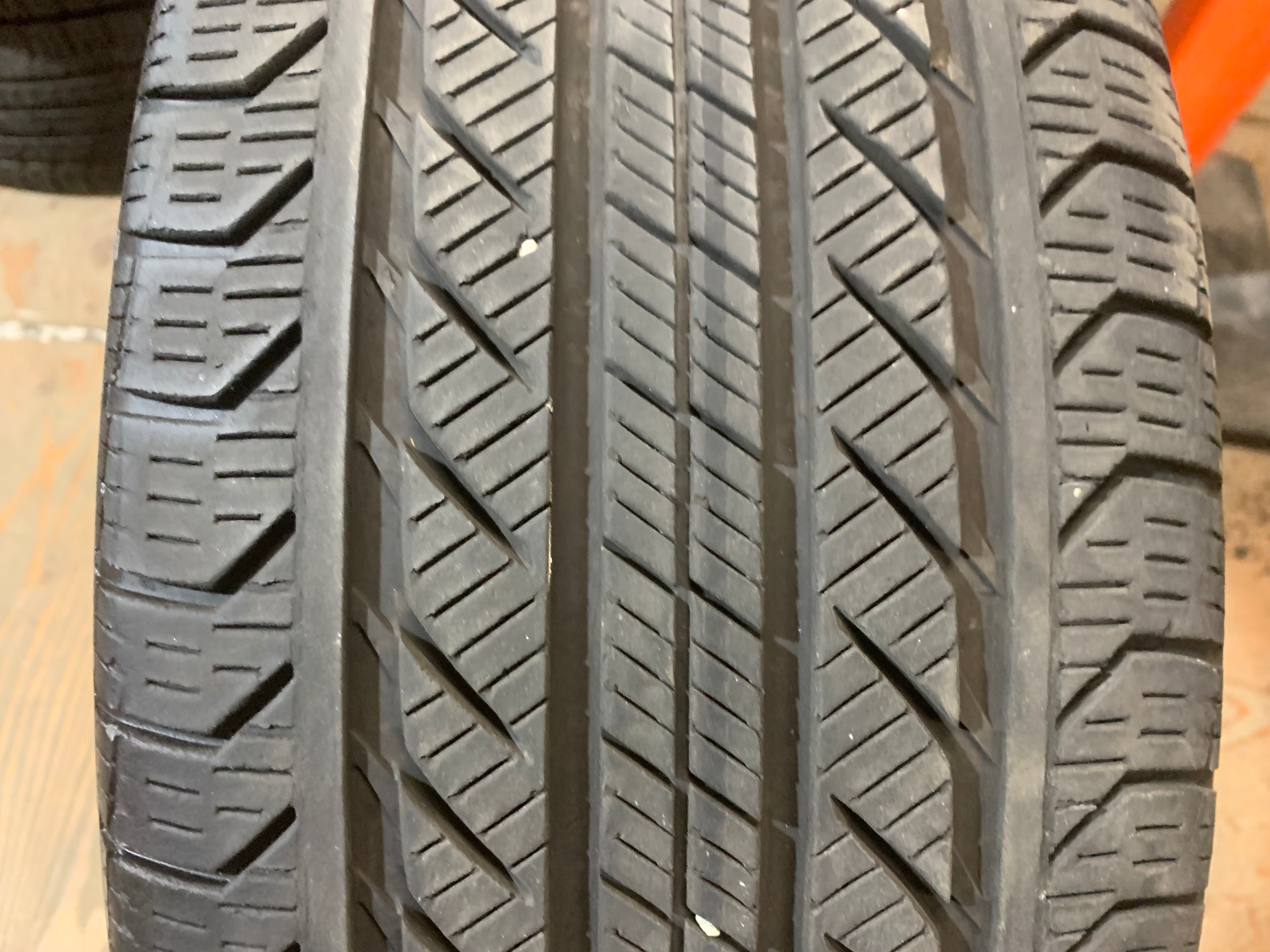 1 X single 235/50/19 M+S 103T Continental pro contact GX SSR RFT - photo 2