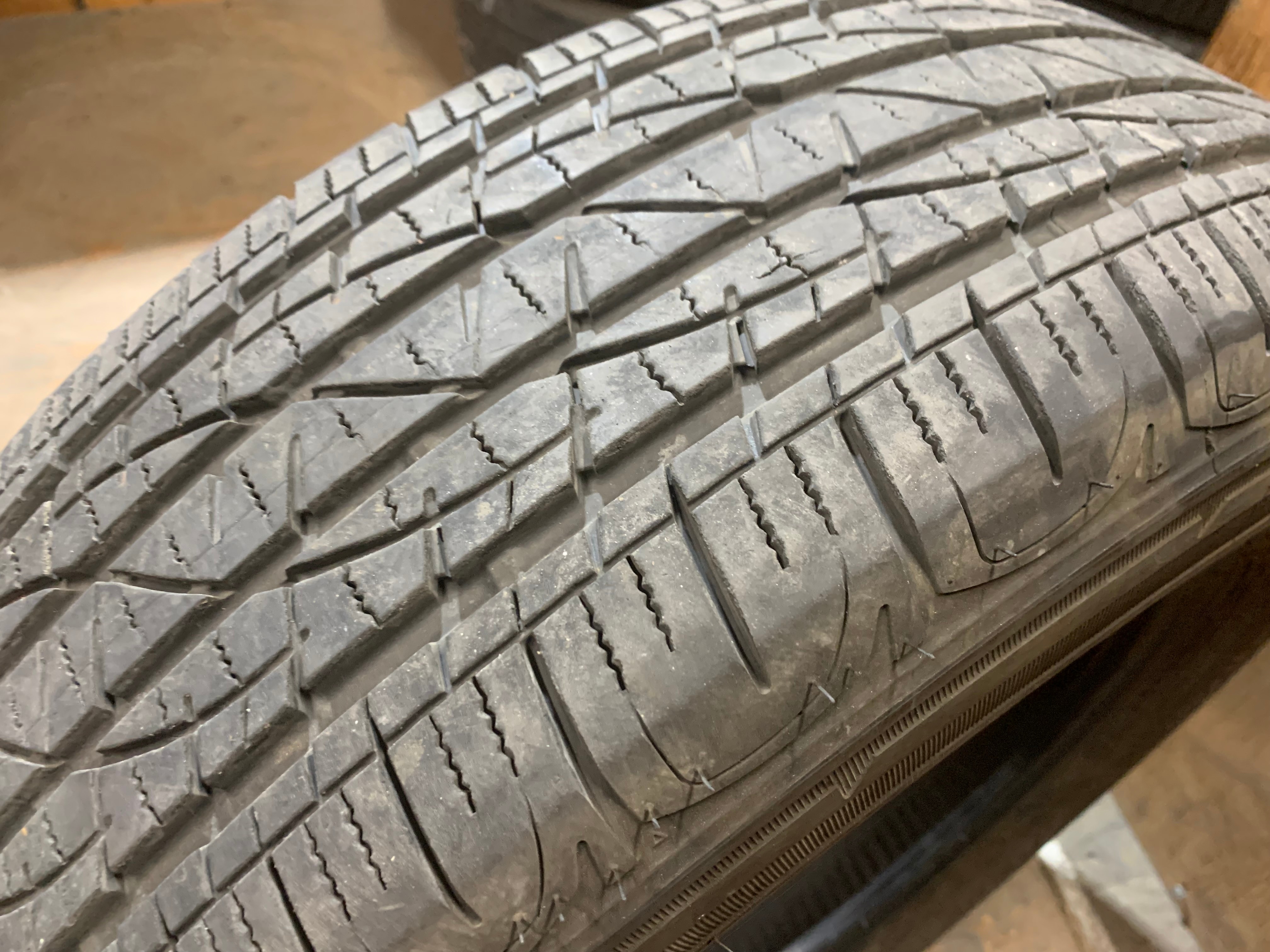 PAIR of 225/65/17 M+S 102H Firestone Destination LE2 with 70% - photo 4