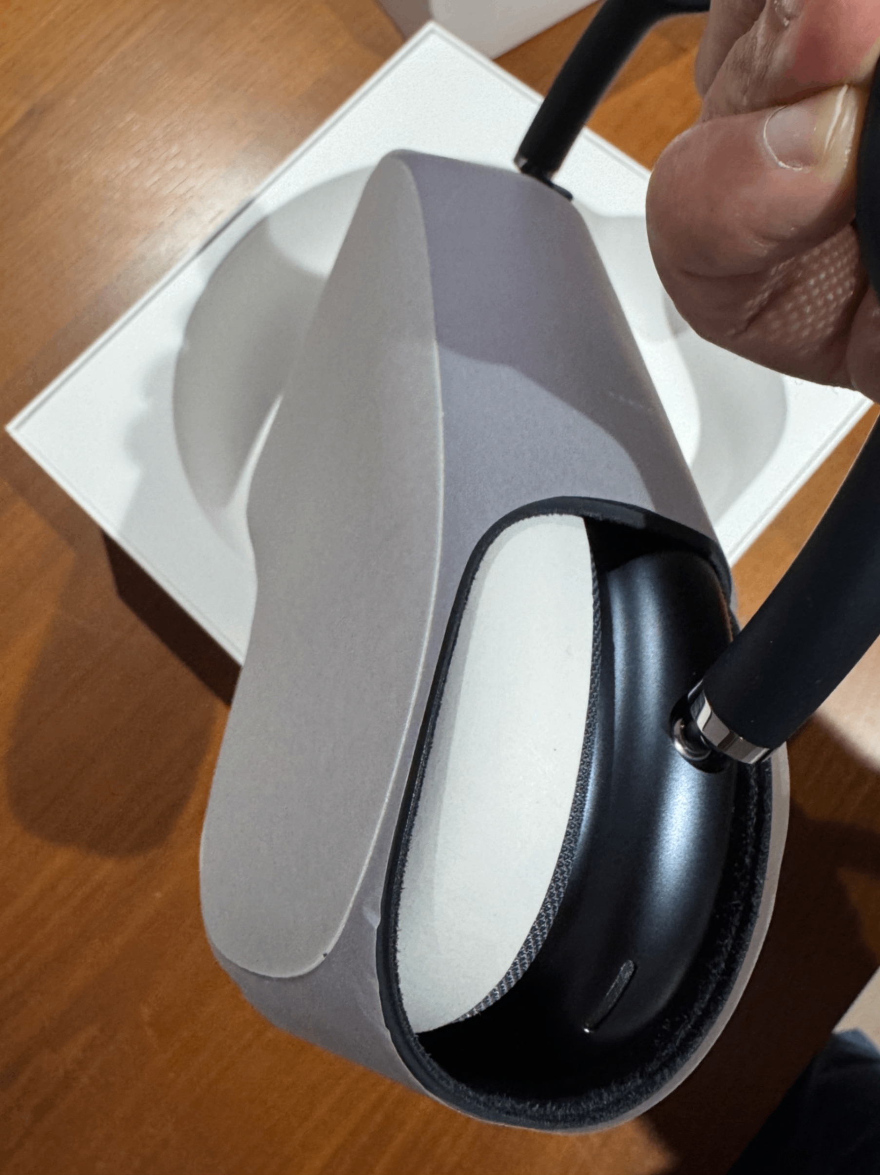 Apple AirPods Max USB-C Noise Cancelling Headphones (Midnight) - photo 3