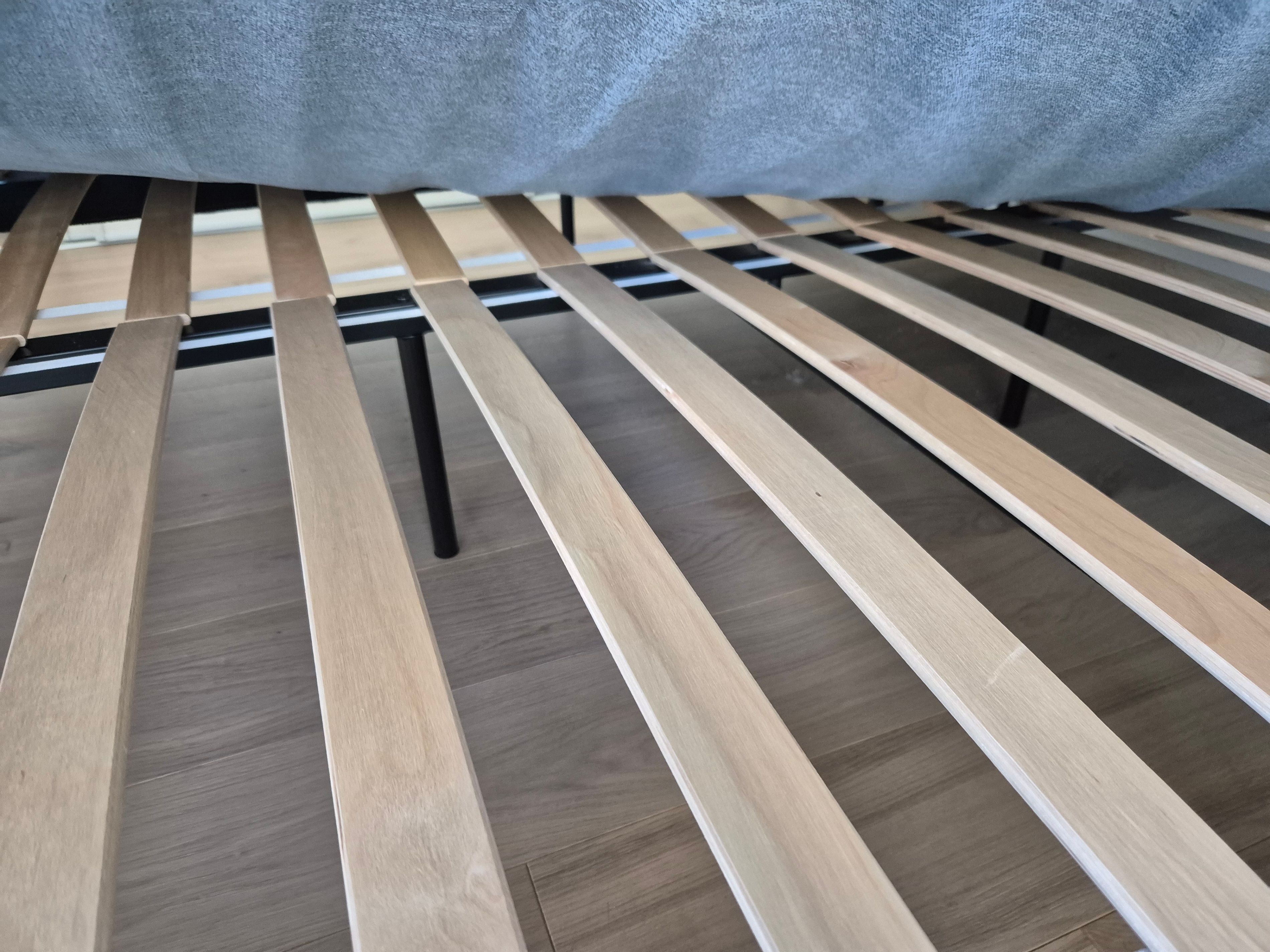 IKEA Slattum Queen Size + Meistervik Mattress (like new!) - photo 4