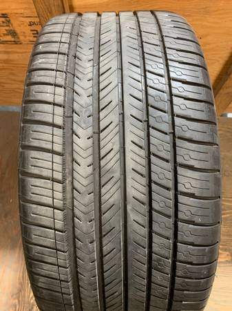 1 X single 285/40/22 M+S 110Y Michelin Pilot Sport AS4 with 80%