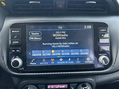 2024 Nissan Kicks SV 4-Door Wagon image indicator(9)