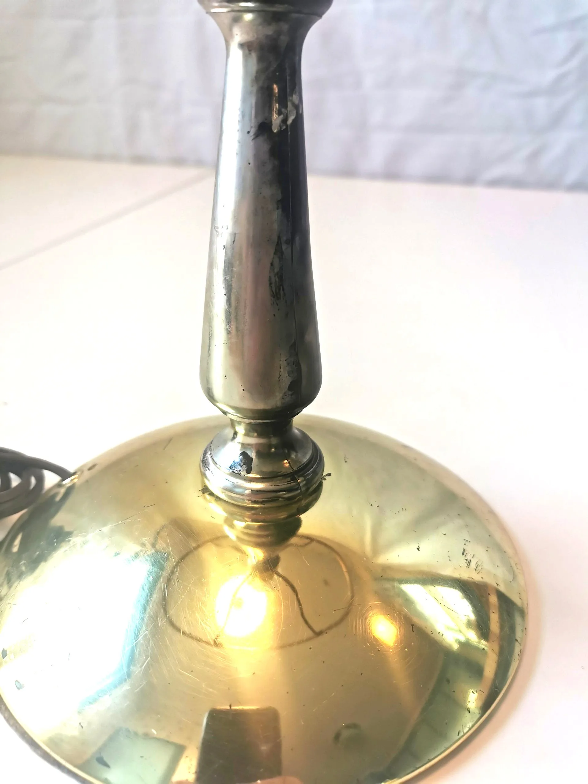 LUXURY 1950s Brass & Ribbed Milk Glass Parlor Lamp 16.5" T image indicator(7)