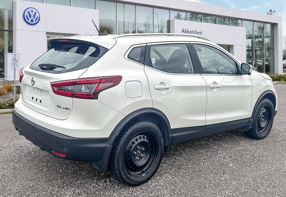 2021 Nissan Qashqai - photo 2