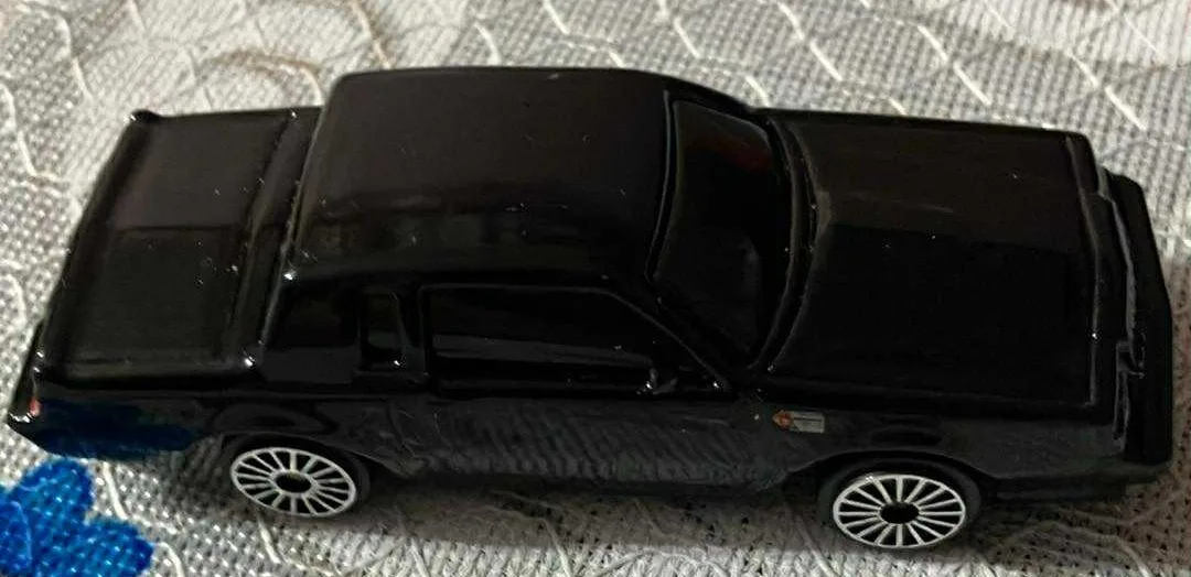 Maisto 1987 Buick Grand National Fresh Toy Car Metal 1:64